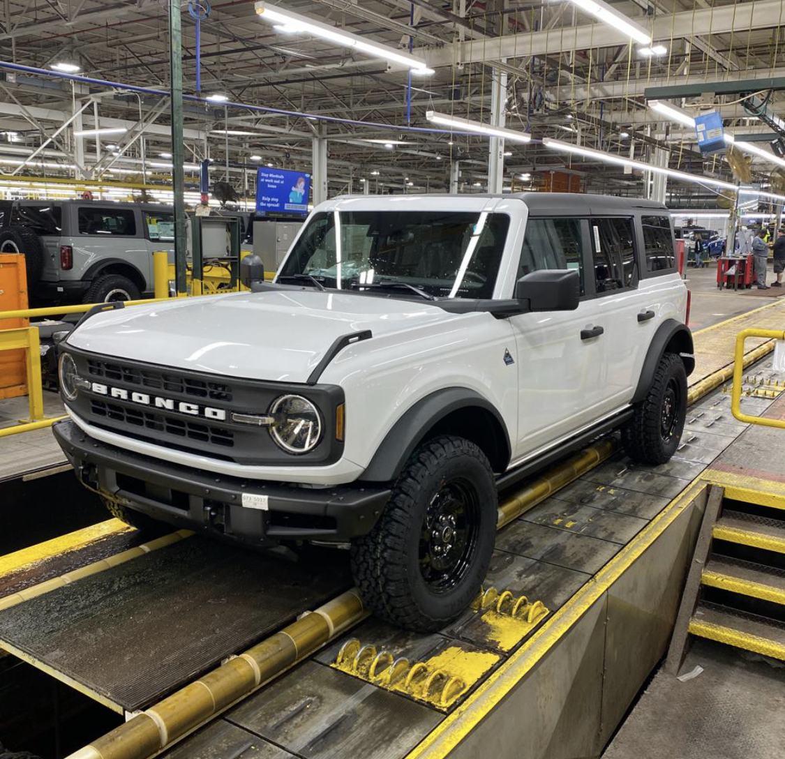 Ford Bronco Never got your assembly line photo?  Maybe someone has a match! 00FDC7D0-9112-48FB-9386-E7D071EF8BF4