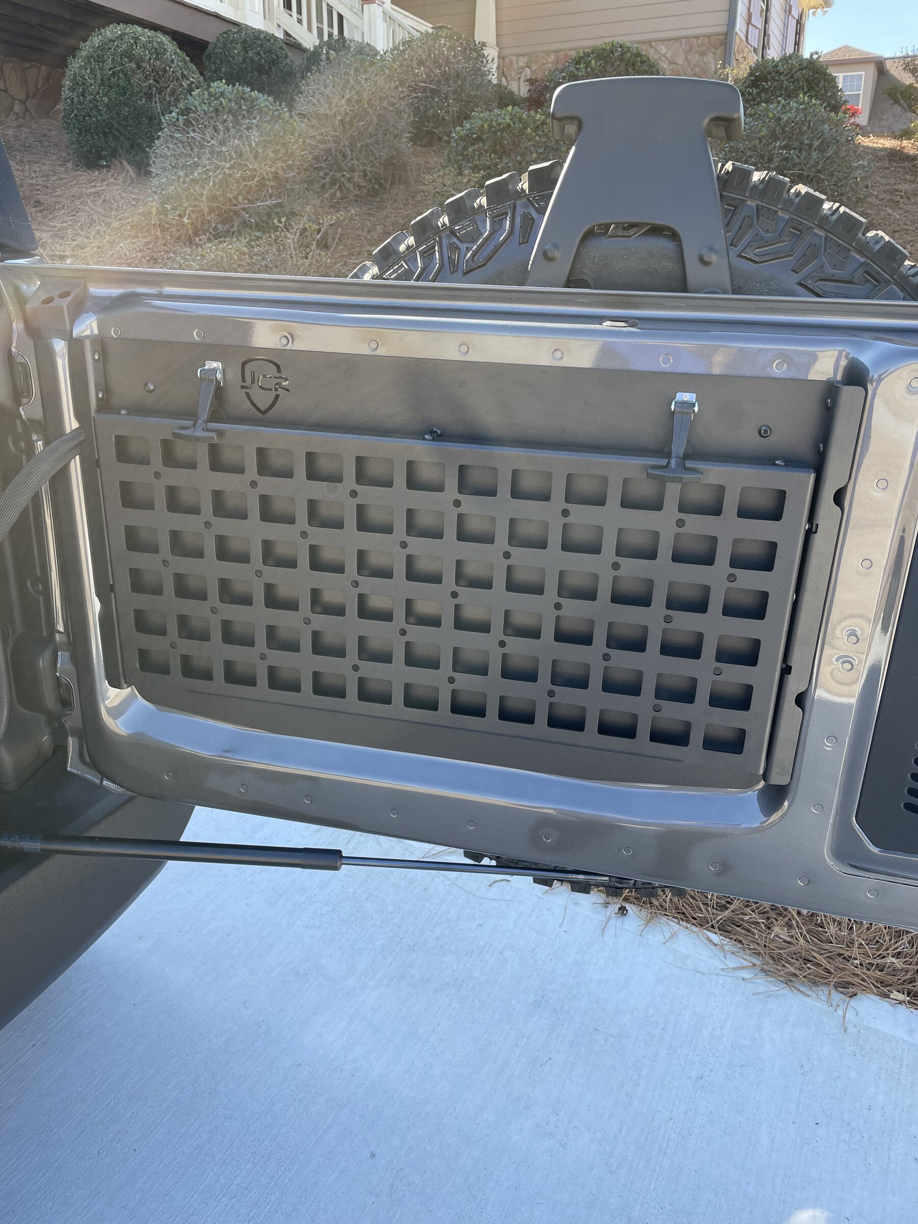 Ford Bronco JcrOffroad Fold down molle table has been released! 0D983972-2149-4FC0-9DB6-9EB4E9B74A34