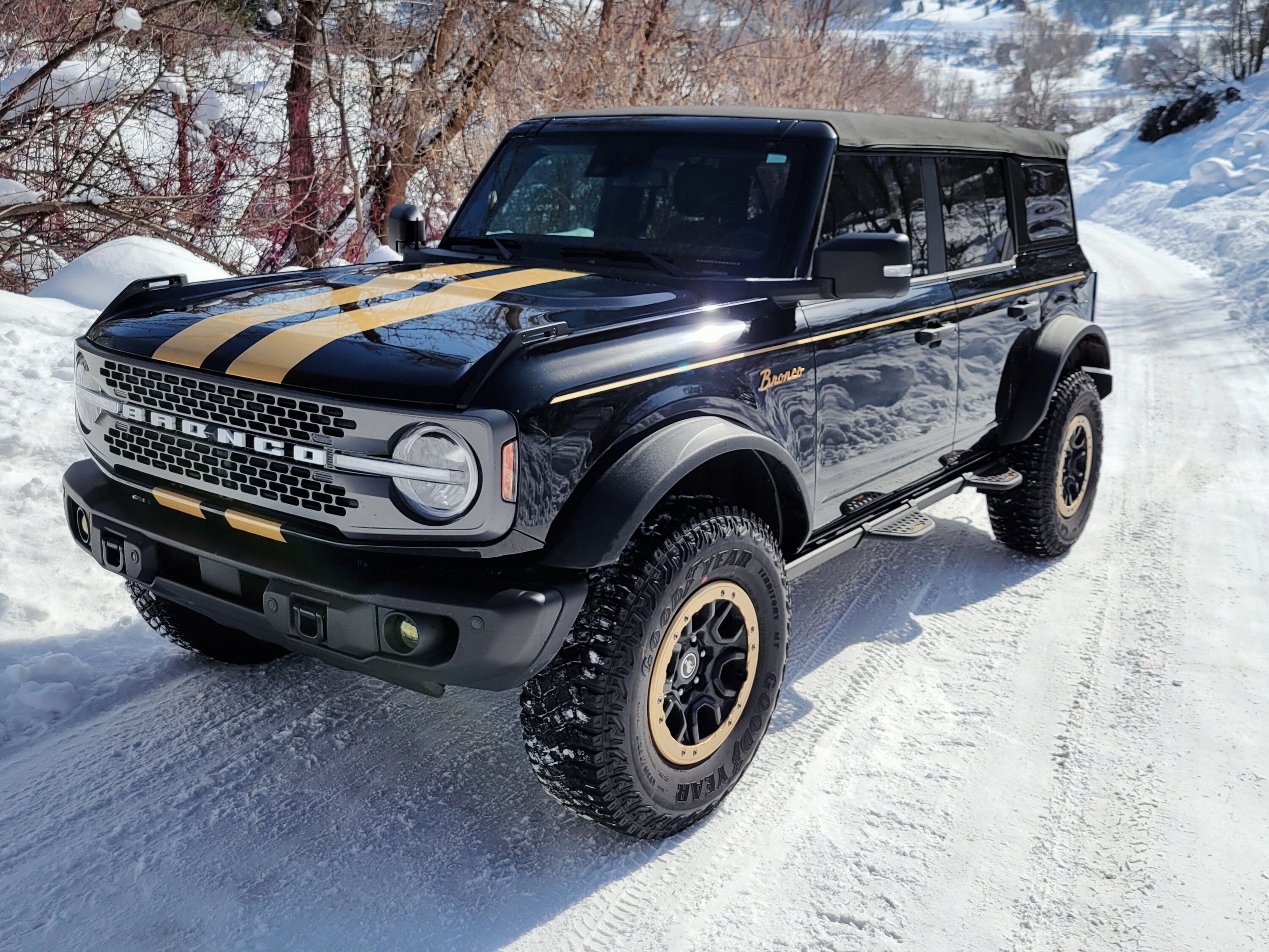Ford Bronco Happy Wednesday!!! Let's see those 🥶 Ice / Sn❄w photos!!! Bronco1