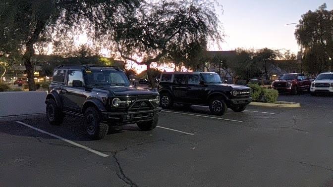 Ford Bronco PICS: Some more Broncos in the wild (Arizona) 123765443_3725935277417858_2462560985902829852_n