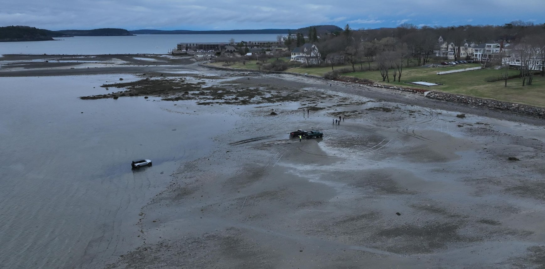 Ford Bronco Bronco submerged in water during Maine high tide 1650230356010