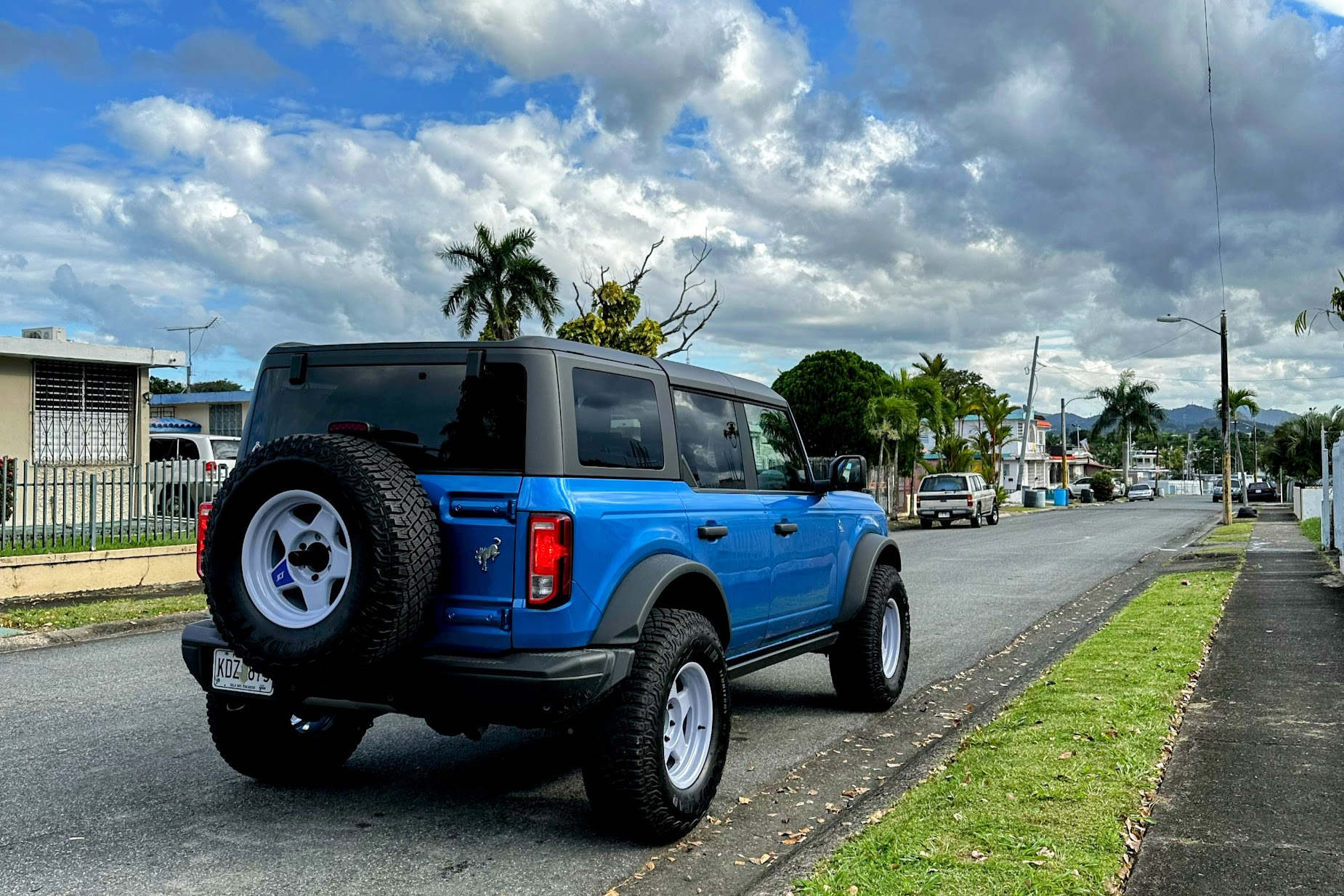 Ford Bronco Show us your installed wheel / tire upgrades here! (Pics) IMG_6677