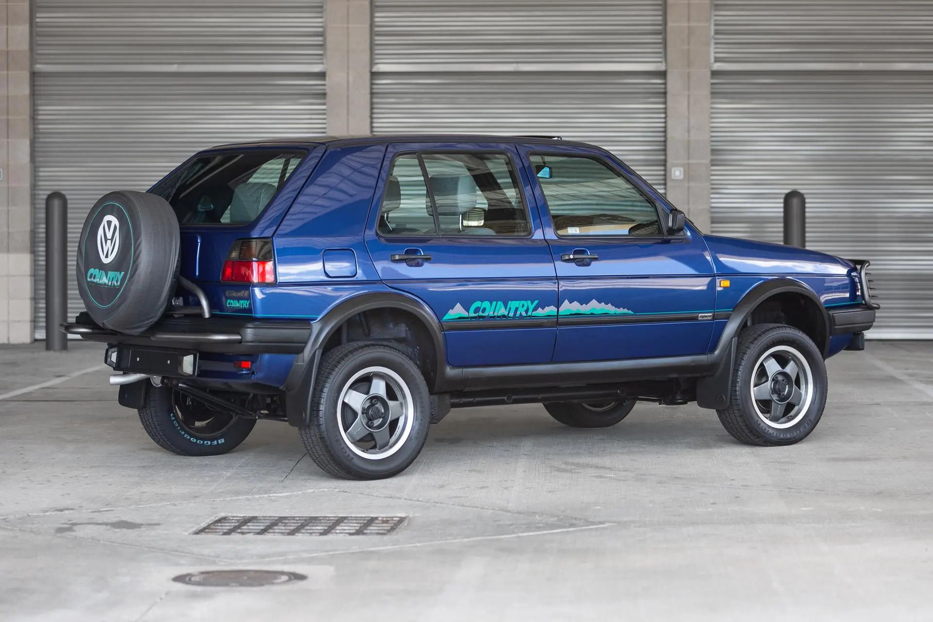 Ford Bronco Rivian shocks with R2, R3, R3X reveals! $45K starting price, 0-60 under 3 secs, 300+ miles range, NACS port 1992-volkswagen-golf-country-4x4-5-speed-exterior-8-2-34867-653bc95e6c4d2