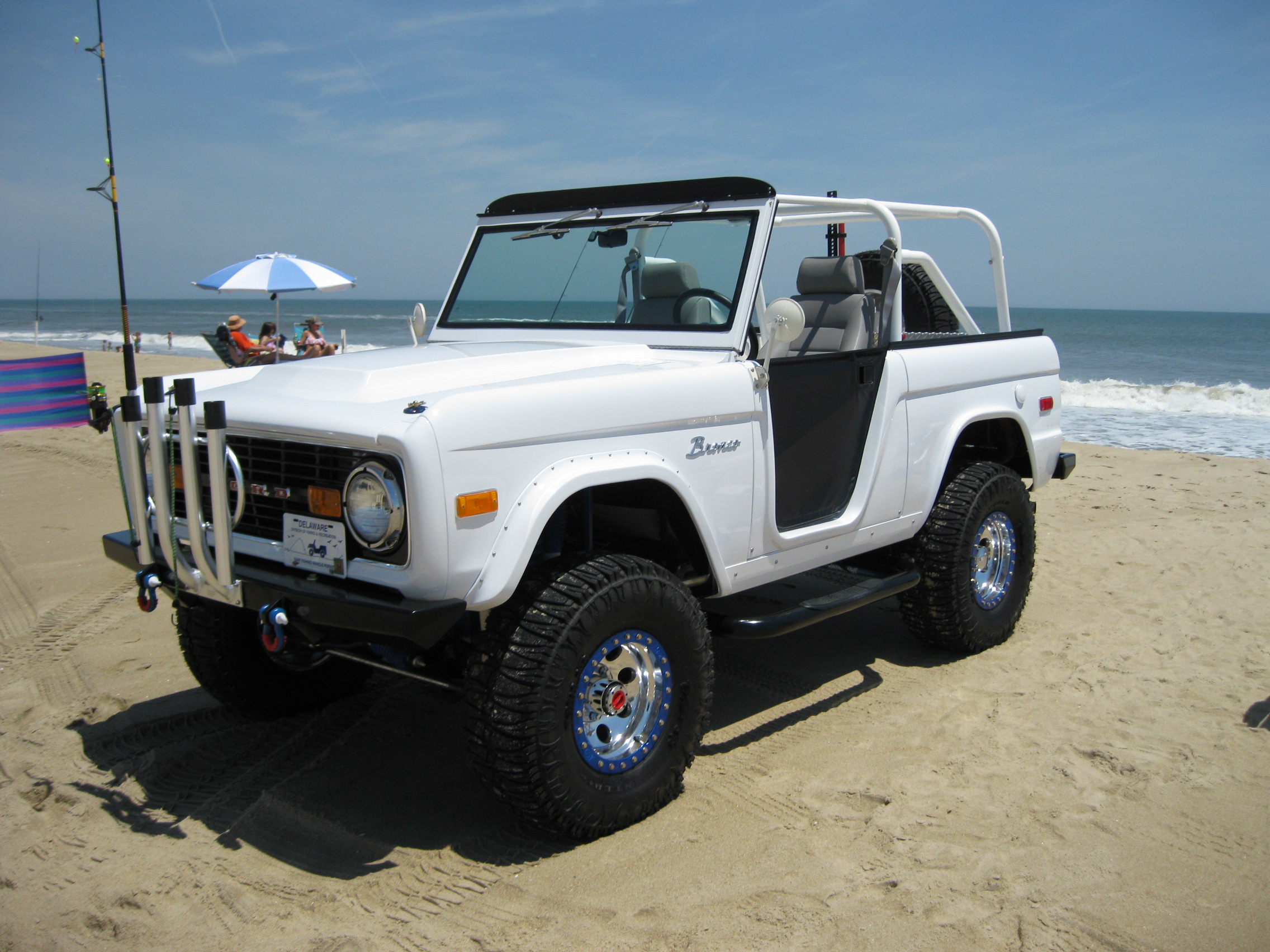 Ford Bronco Broncos and fishing- lets see em 2014-05-27 00.49.25