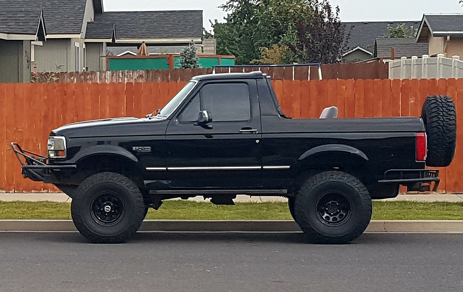 Ford Bronco What rig / vehicle did you give up to get your Bronco? 20170923_150925