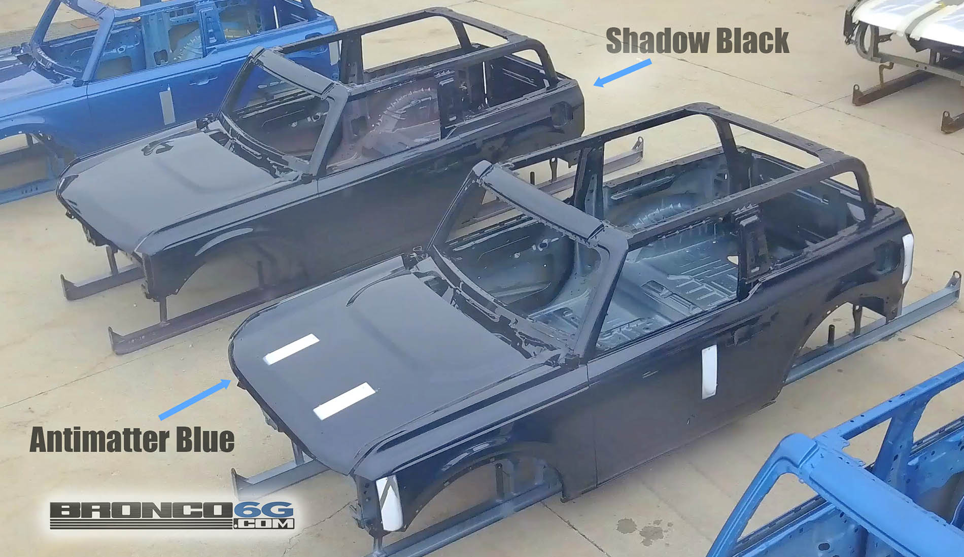 Ford Bronco First 2021 Bronco Badlands 2-Door Trail Rig pics & videos from Bronco Super Celebration West! 2021 Bronco Antimatter Blue vs Shadow Black