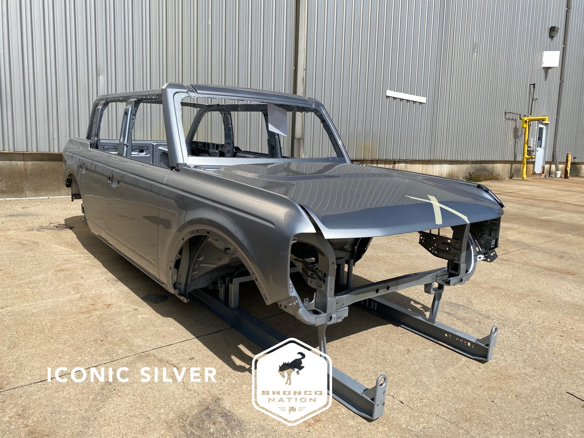 2021 Bronco Iconic Silver painted body sample.jpg
