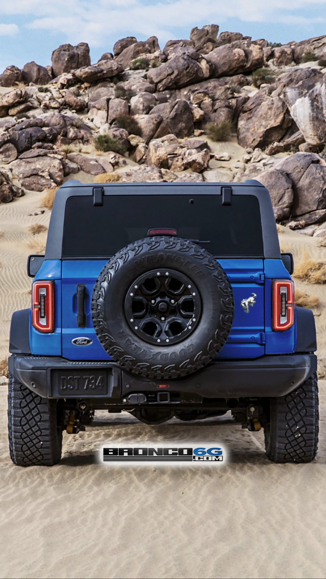 Ford Bronco Bronco Sasquatch Rear Rendered in Production And Other Colors 2021 Bronco Velocity Blue_RENDER_REAR