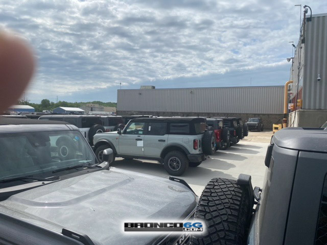 Ford Bronco Pics of 2021 Broncos in MAP holding yard area. Any requests for pictures? 2021 Broncos holding area MAP plant factory 15