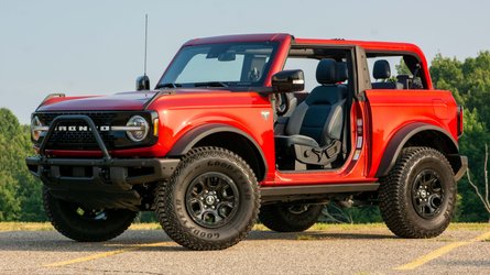 Ford Bronco HOT PEPPER RED Bronco Club 2021-ford-bronco