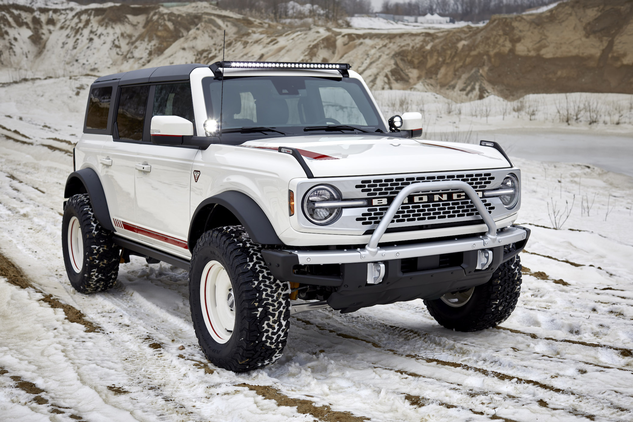 2021 Ford Bronco Pope Francis Center-First Edition_01.jpg