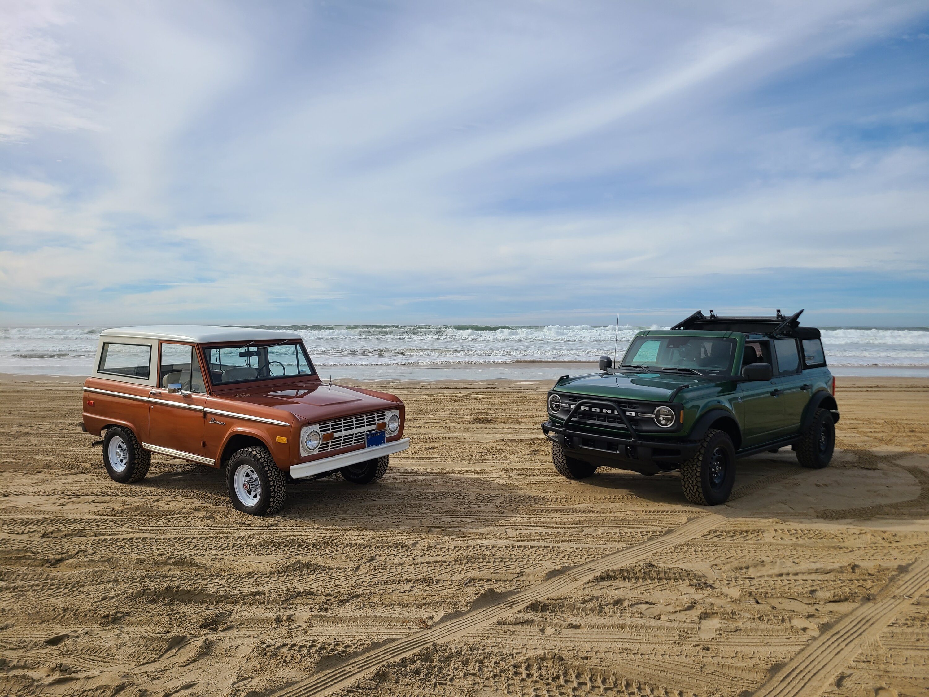 Ford Bronco Dad's and Son's Broncos 60 years apart 20221226_122521