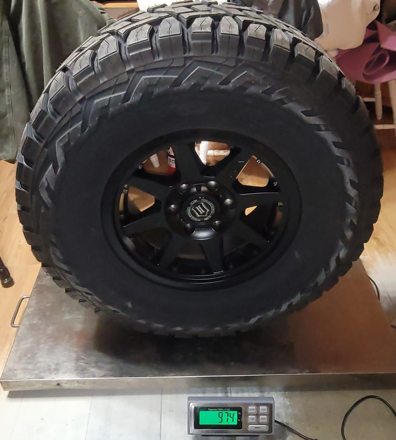 Ford Bronco Sasquatch Wheel and Tire Weights 20230324_194047