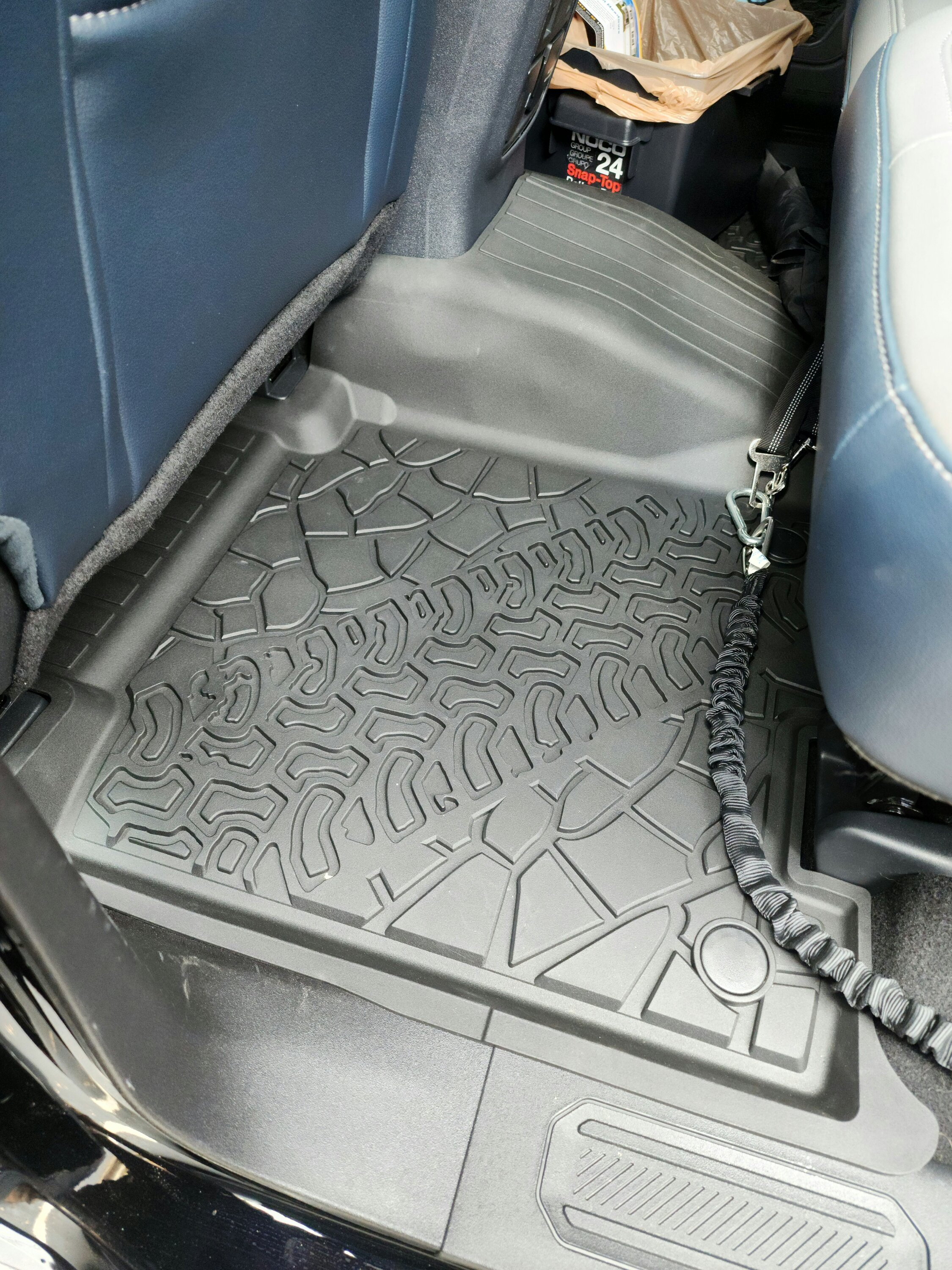 Ford Bronco 3W Auto Life Floor Liners Review 20230325_125944