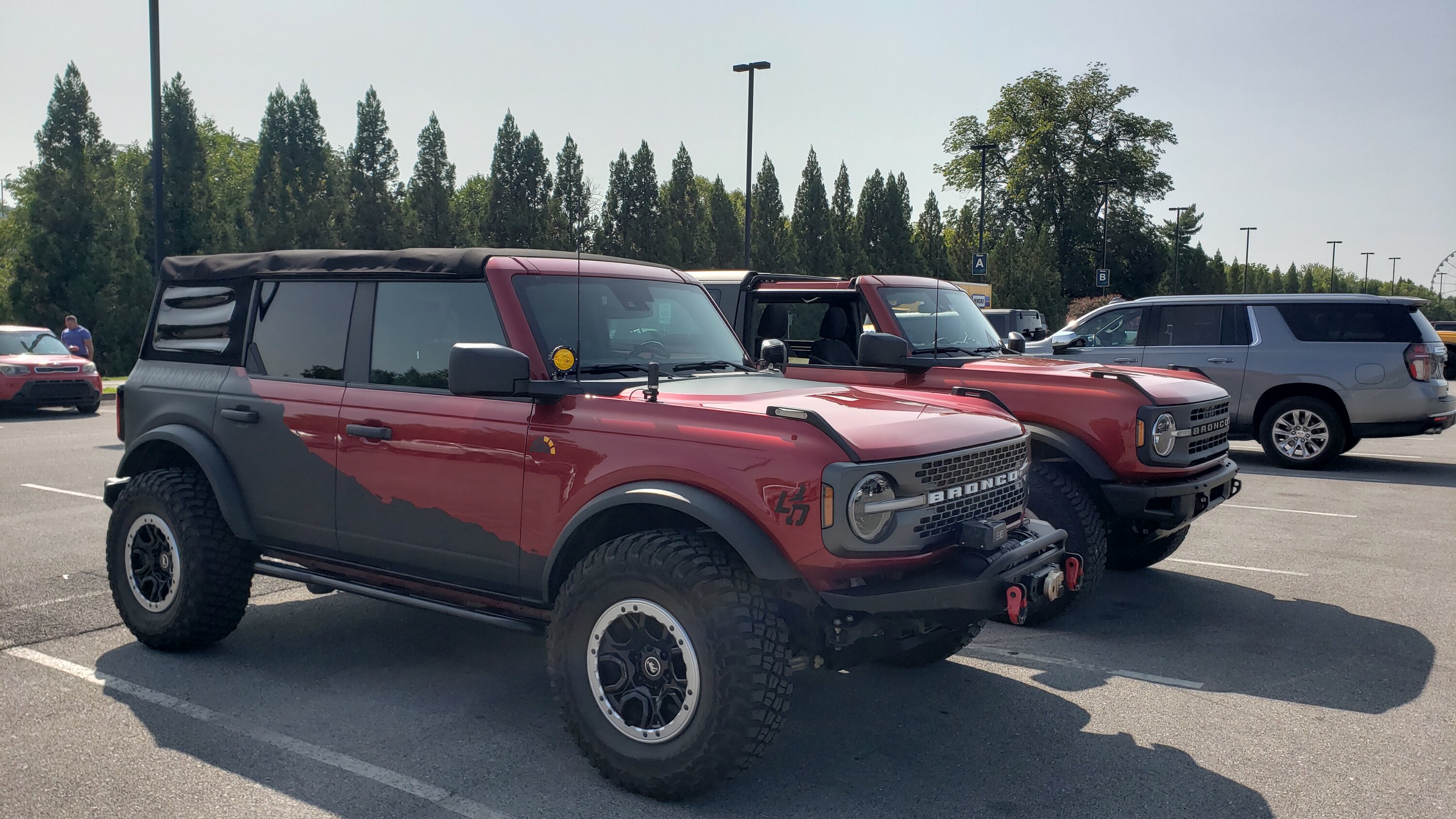 Ford Bronco Rapid Red / Hot Pepper Red comparison? 20230819_164404