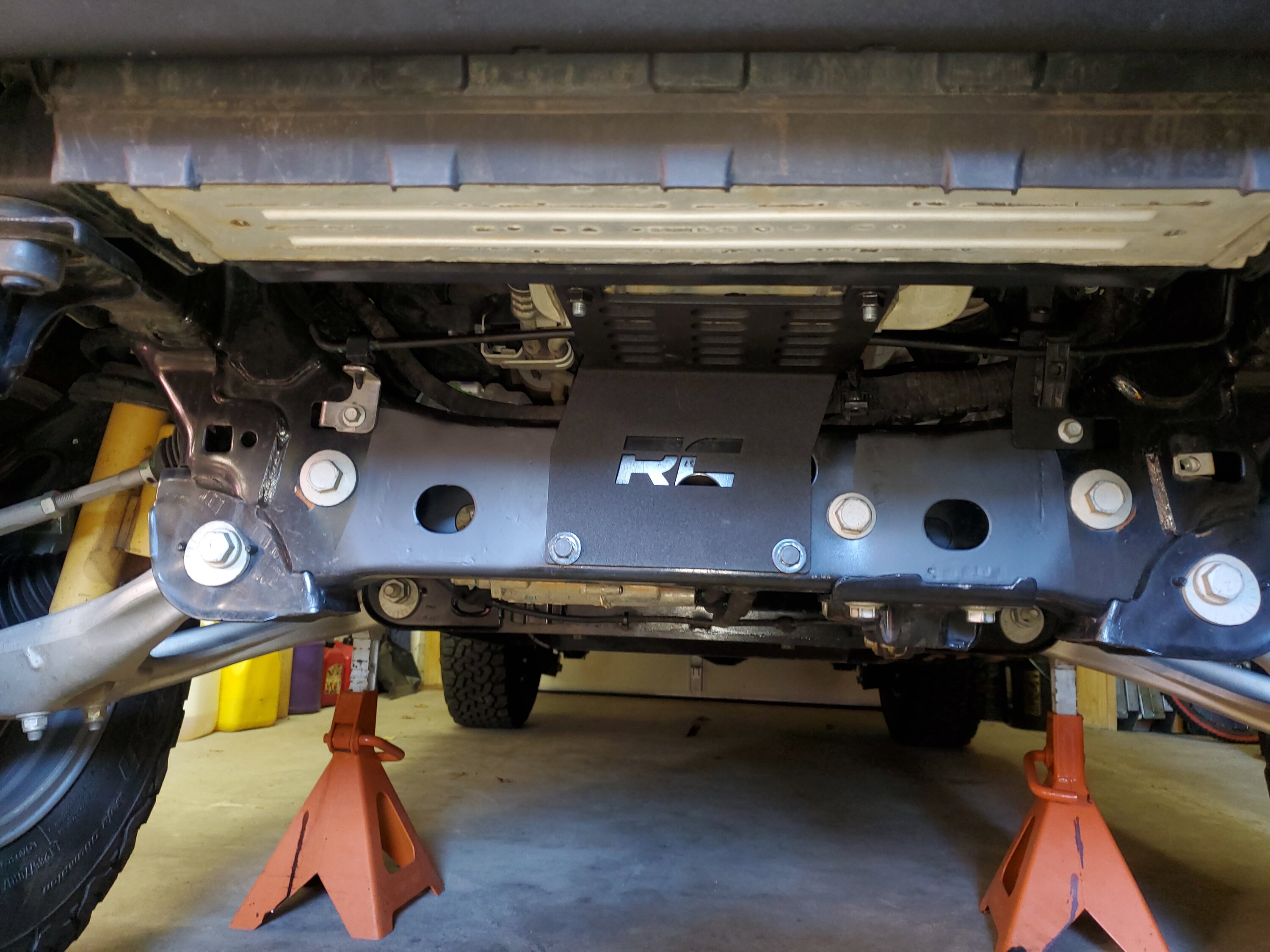 Ford Bronco RC hidden winch mount install, 2.7 w/ "capable" bumper & Warn VR Evo 20240110_160643