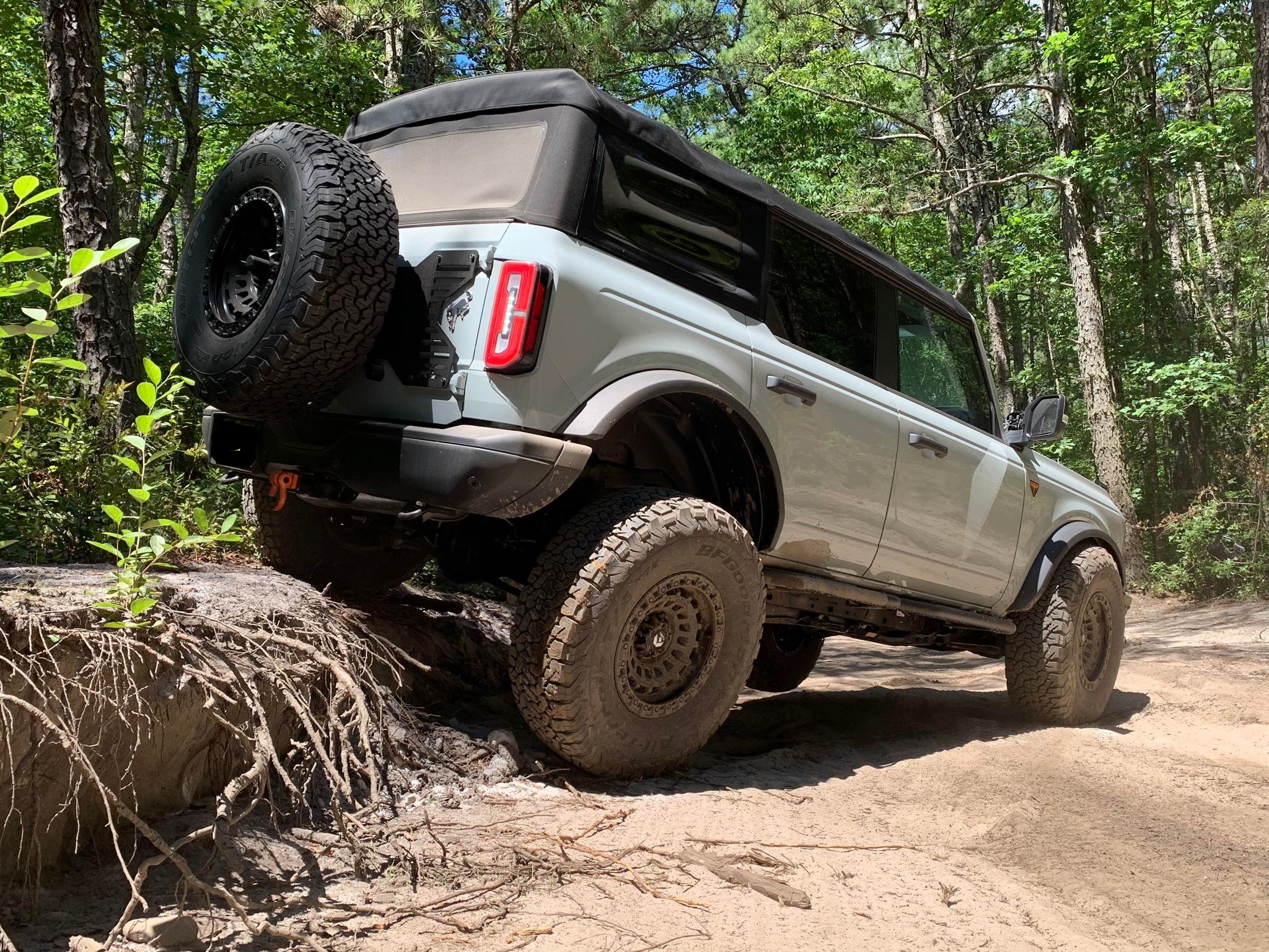 Ford Bronco 37" Tires on a Non-Sasquatch Badlands - My Experience, Results, Pics 295421994_1289937878482328_5772480620113487925_n (2)