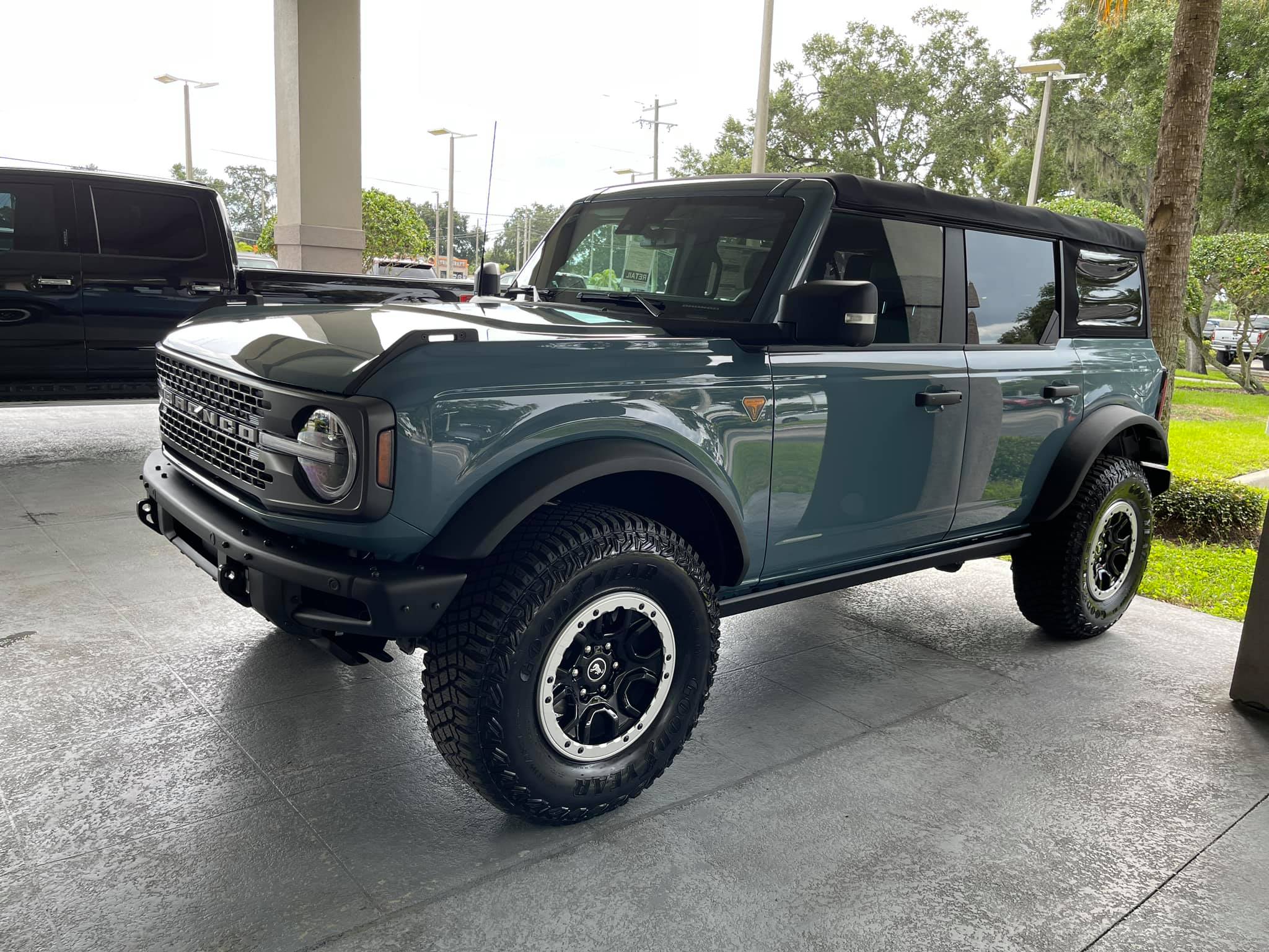 Ford Bronco 2x1 Tuesday! Let's see those before & after photos. 303437463_171013558839357_7613529927935099159_n