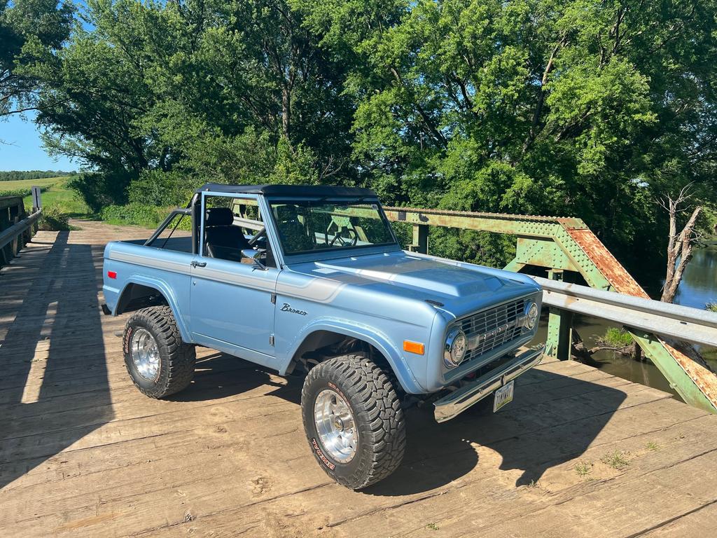 Ford Bronco what else do you ride around in(or on)? 3gTFvEG