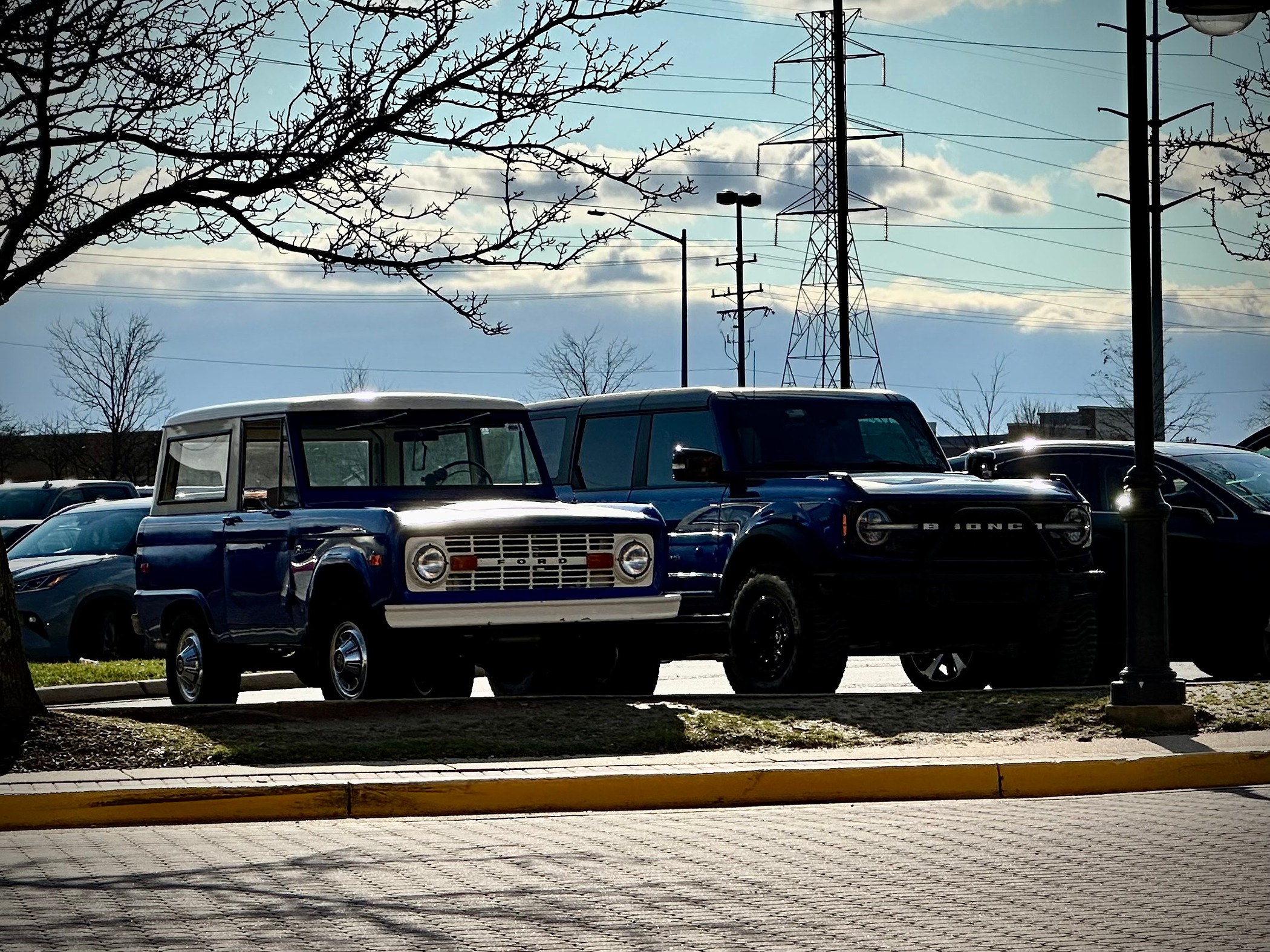 Ford Bronco The Official Bronco6G Photo Challenge Game 📸 🤳 4