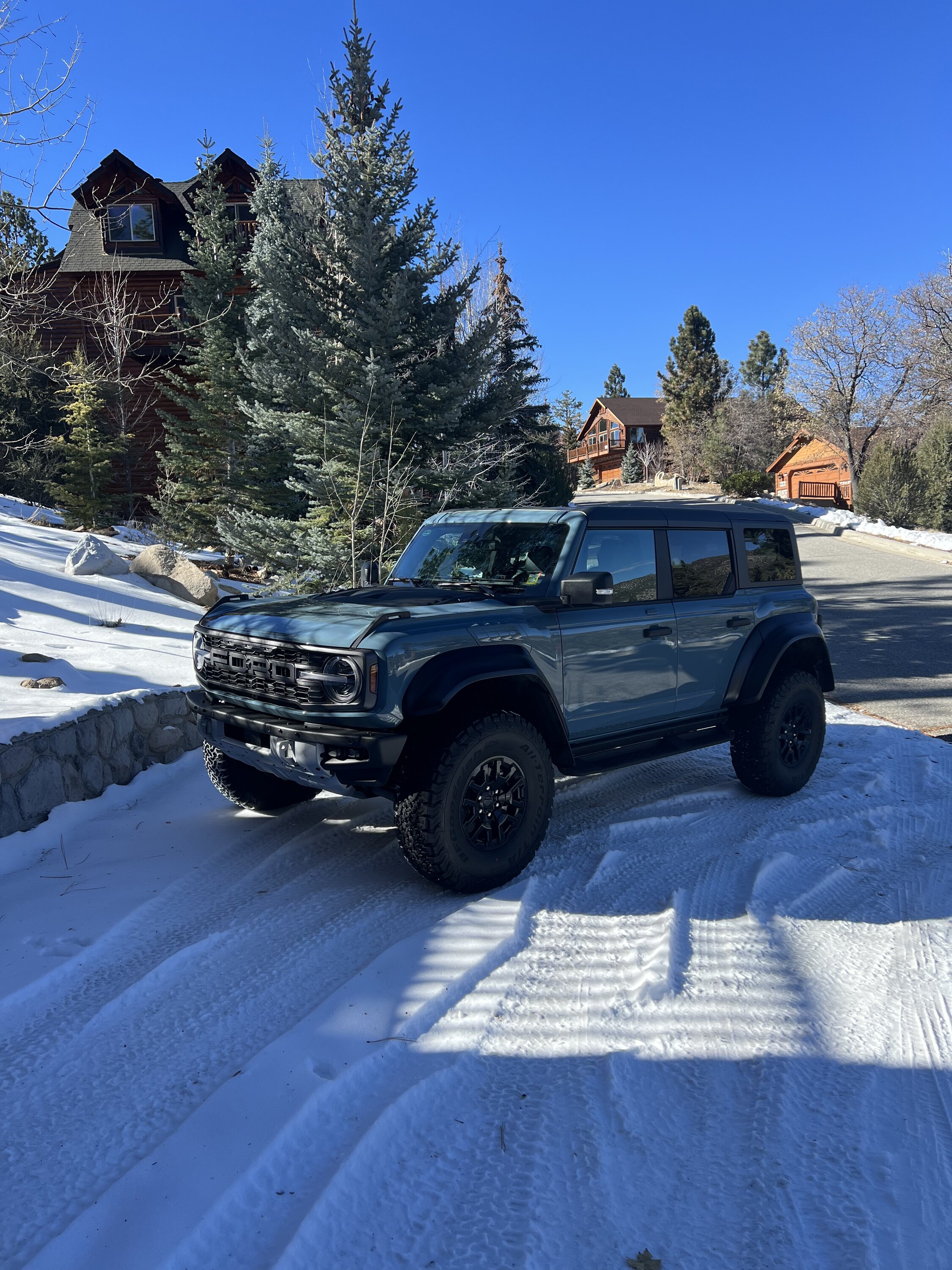 Ford Bronco Show us your Bronco snow pics!! ☃️❄️🥶 413F74A1-4879-4C4F-BC24-9C386911B6BE
