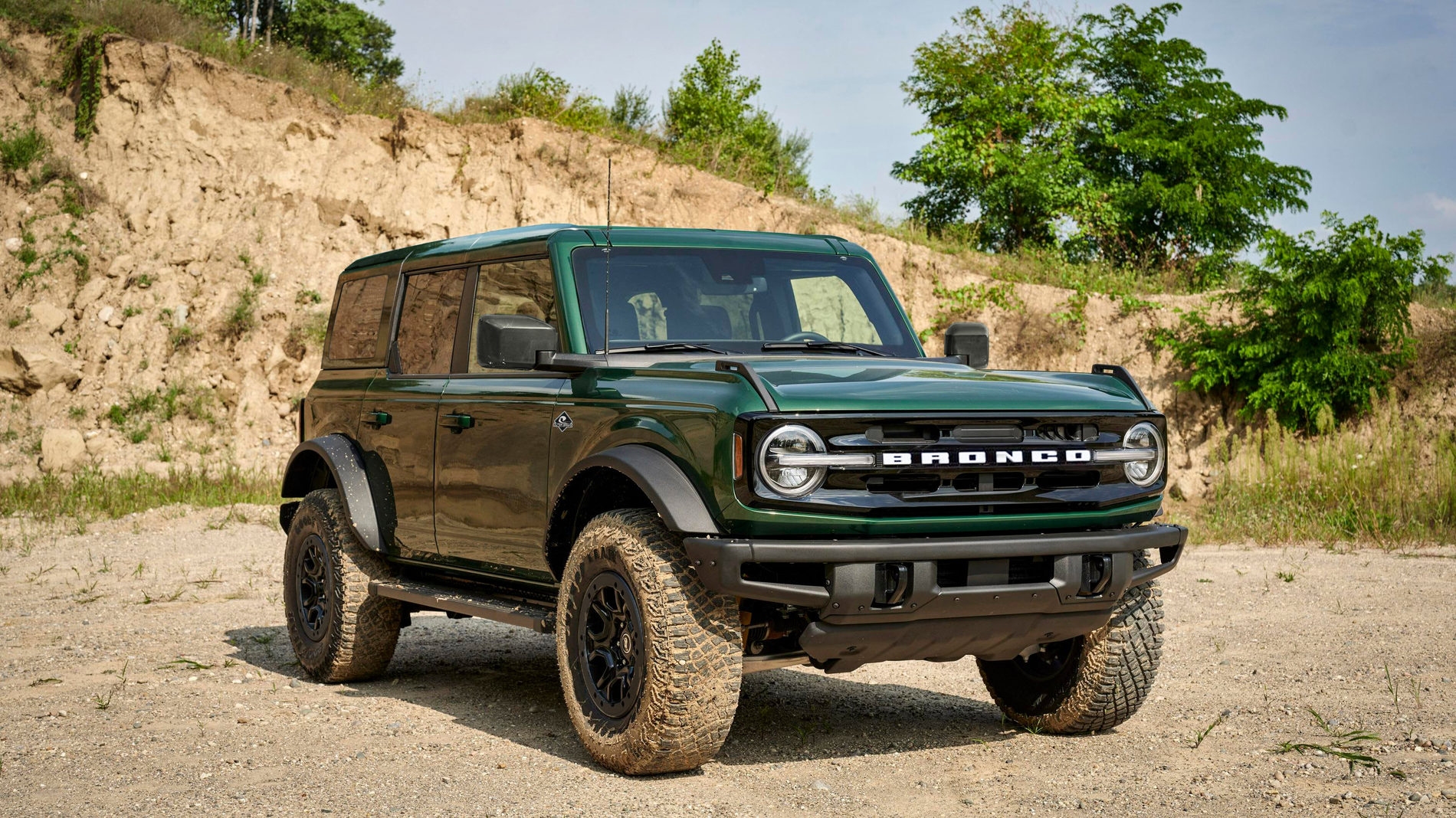 Ford Bronco Eruption Green Bronco Sasquatch rendered with: COLOR MATCHED Roof, Fender Flares & Black Beauty Rings 51633988346_3462b14cd2_o
