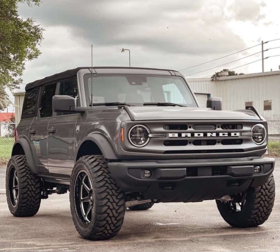 Ford Bronco Show us your installed wheel / tire upgrades here! (Pics) 5C116972-5E69-4828-8AA8-AFA920C94392