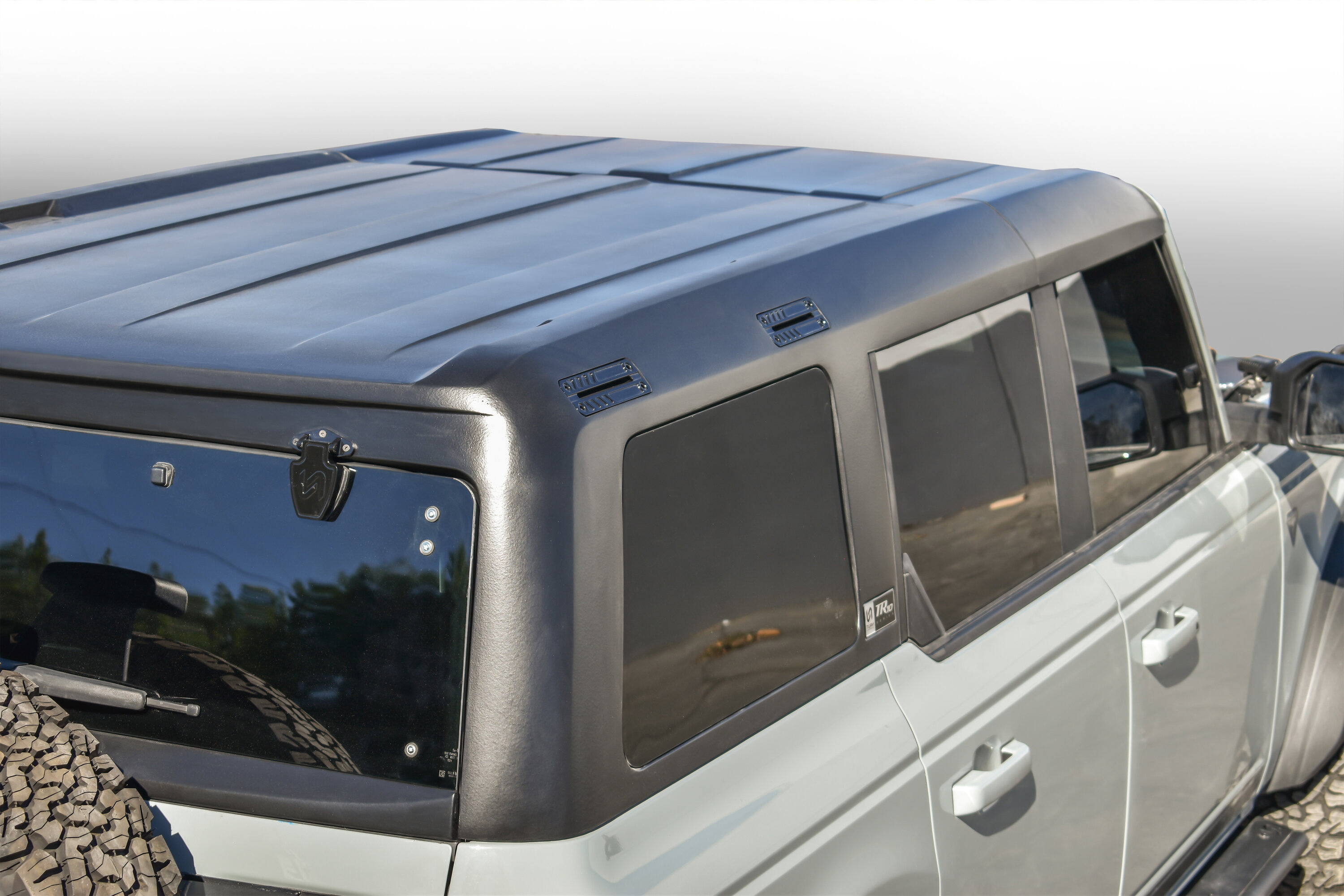 Ford Bronco Turn Offroad | Aftermarket Hard Top NOW AVAILABLE 6-
