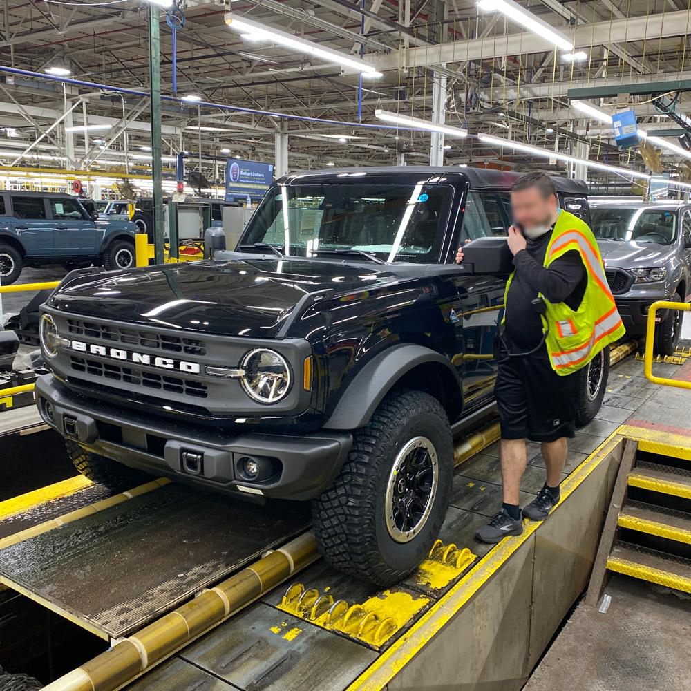 Ford Bronco Never got your assembly line photo?  Maybe someone has a match! BF04C55C-D3A2-4C3D-BEA6-206D0251D2A7