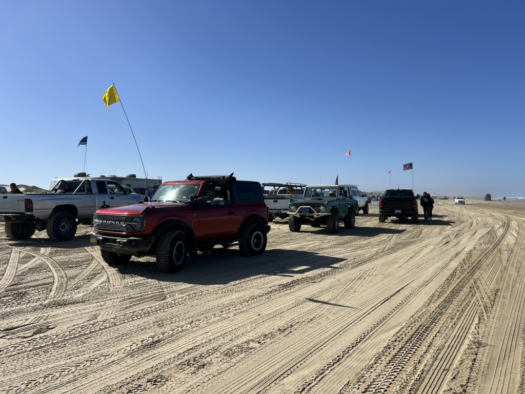 Ford Bronco Pismo Beach Cleanup - Friends of Oceano Dunes [no politics] 7A26D9DA-B654-495E-8583-A199944DE0D4_1_105_c