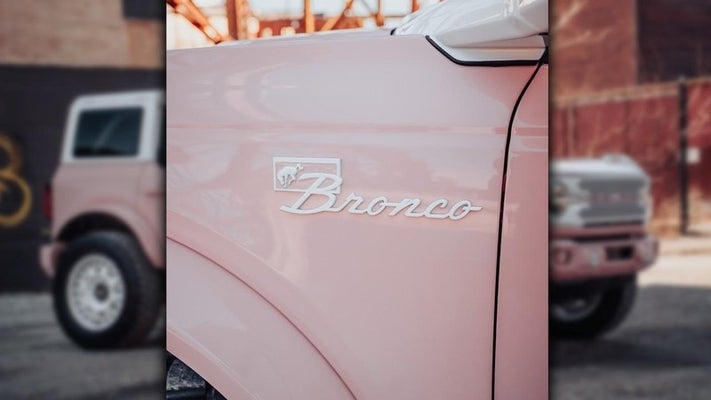 Ford Bronco PINK Bronco Wildtrak for $100K! 😳 3E2394D2-884F-42AB-BC9F-D6F6660B2645