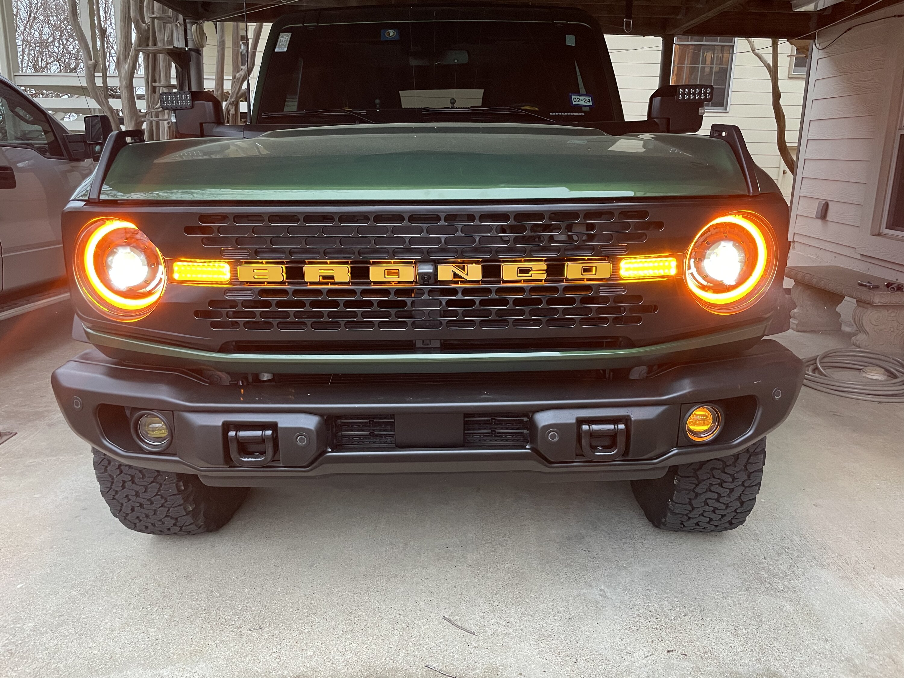 Ford Bronco First Look! ORACLE Lighting Oculus™ Bi-LED Headlights for 2021+ Ford Bronco 8B2F6EEA-1D25-4554-9E04-FD0966B1B3D5