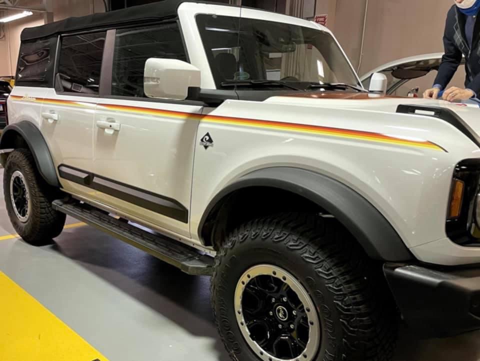 Ford Bronco Broncos with accessory body graphics and moulding 9866920B-0883-4ED8-9605-C85B3E013C3E
