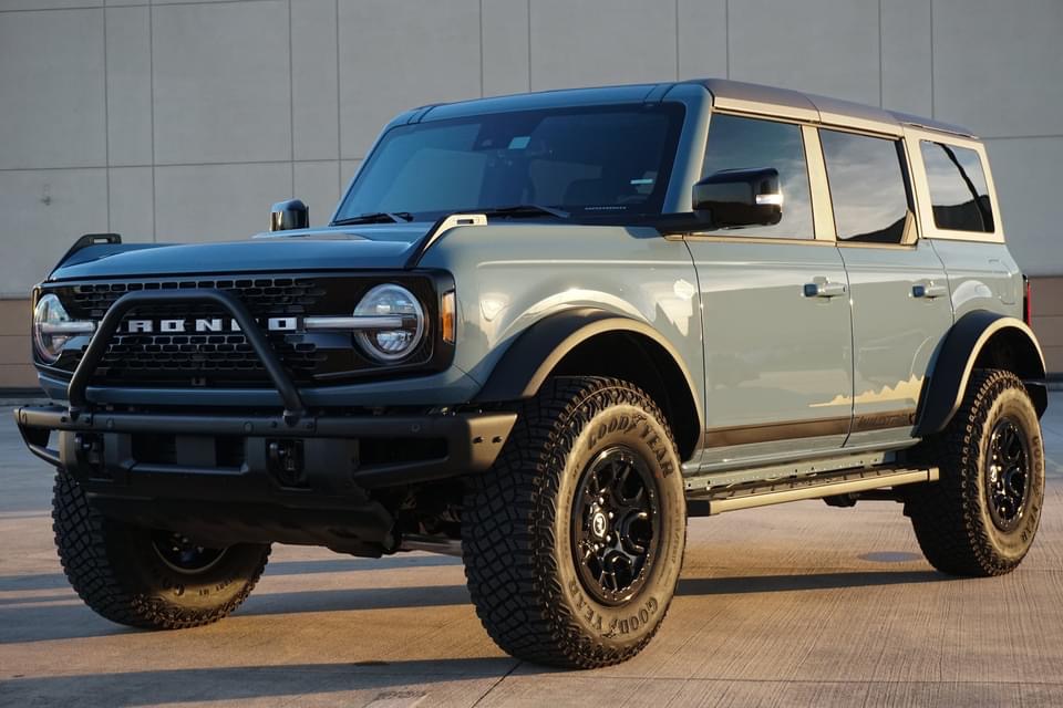 Ford Bronco Not Jeep A51 WT - Houston Sunset 9E169239-8FFC-42BC-8763-88D492C19AF4