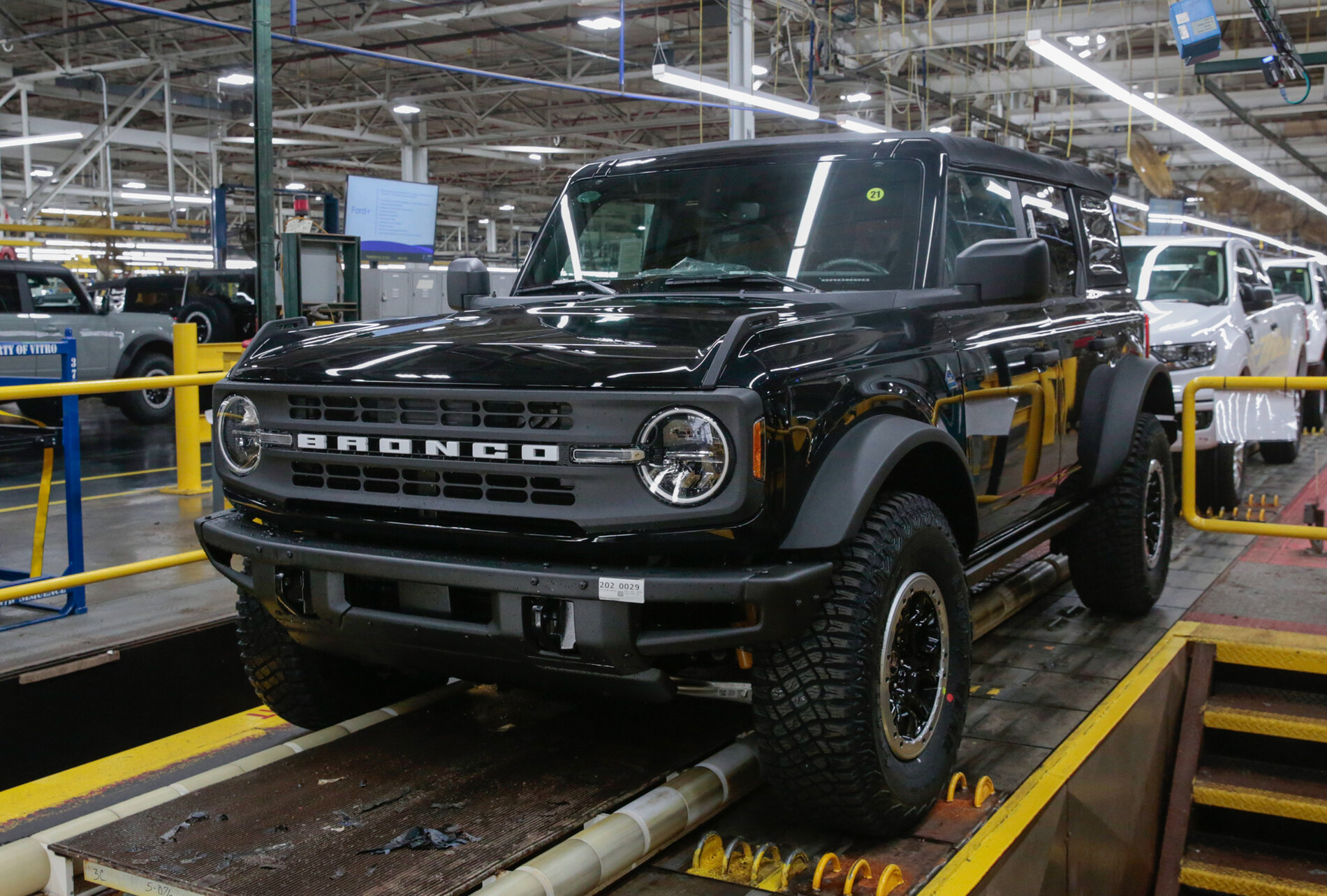 Ford Bronco Post Your Bronco Production Line Pics! (From Ford Emails Starting Today) A938803A-C85F-4E95-8447-75B6126574B6