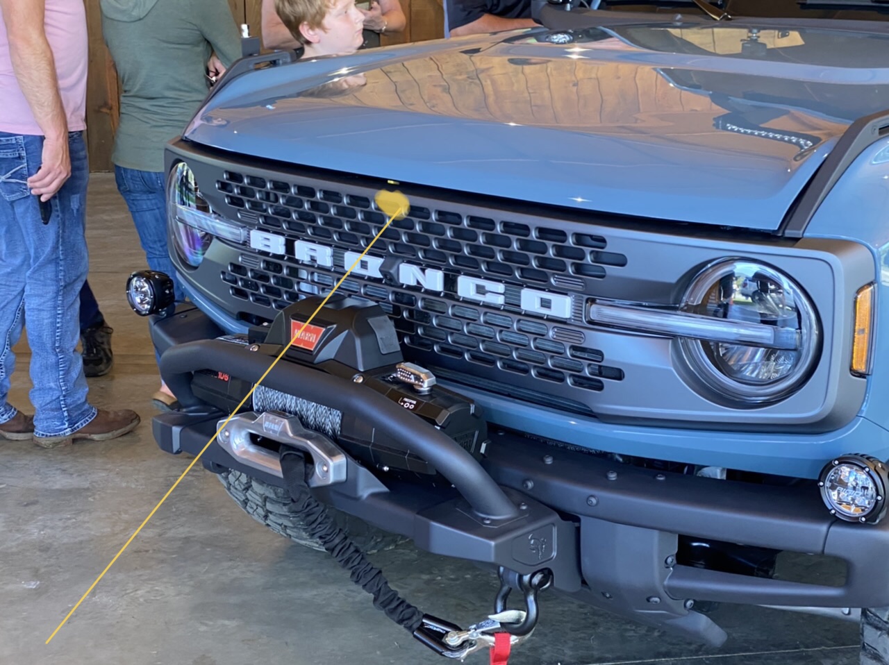 Ford Bronco Hands On Walkaround Review of the Bronco Overland Badlands With Sasquatch Package B50ACA5E-F207-43E2-A99B-0CE1439E08B8