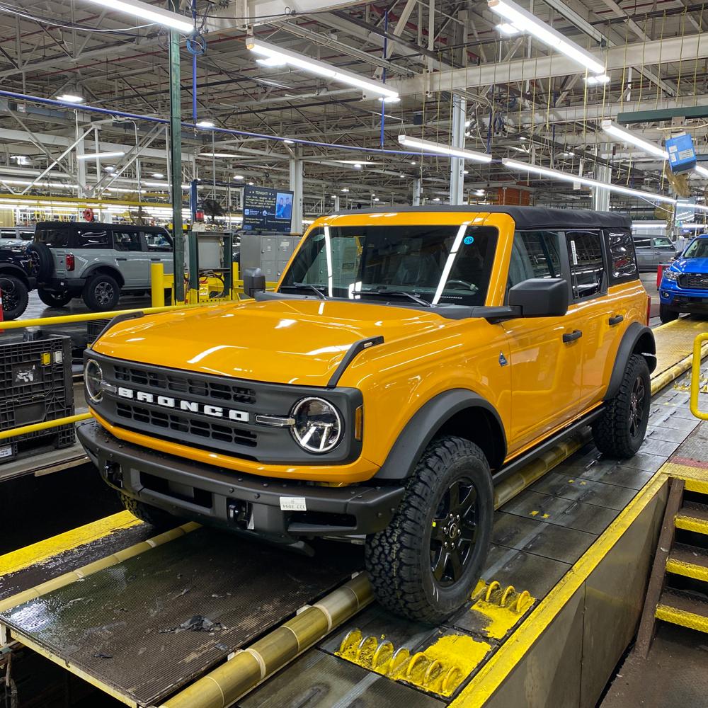 Ford Bronco Never got your assembly line photo?  Maybe someone has a match! image-3