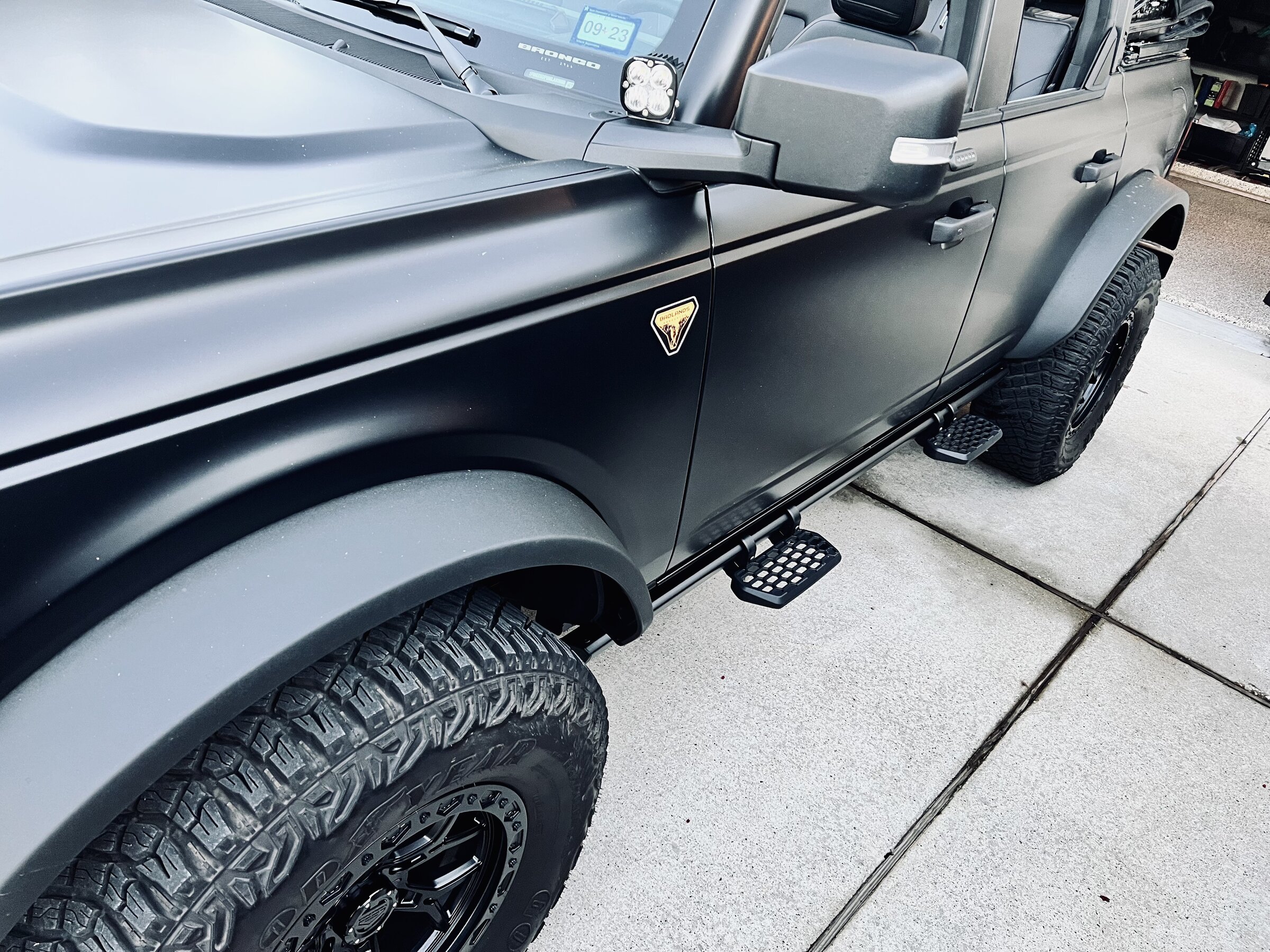 Ford Bronco 2/10/23 - Slideout Tailgate, Electric Hoist, Spare Tire Brake Light Installed! | My Shadow Black Badlands Sasquatch Build B7DABDF9-925C-4A20-935C-2A81AED9BBC3