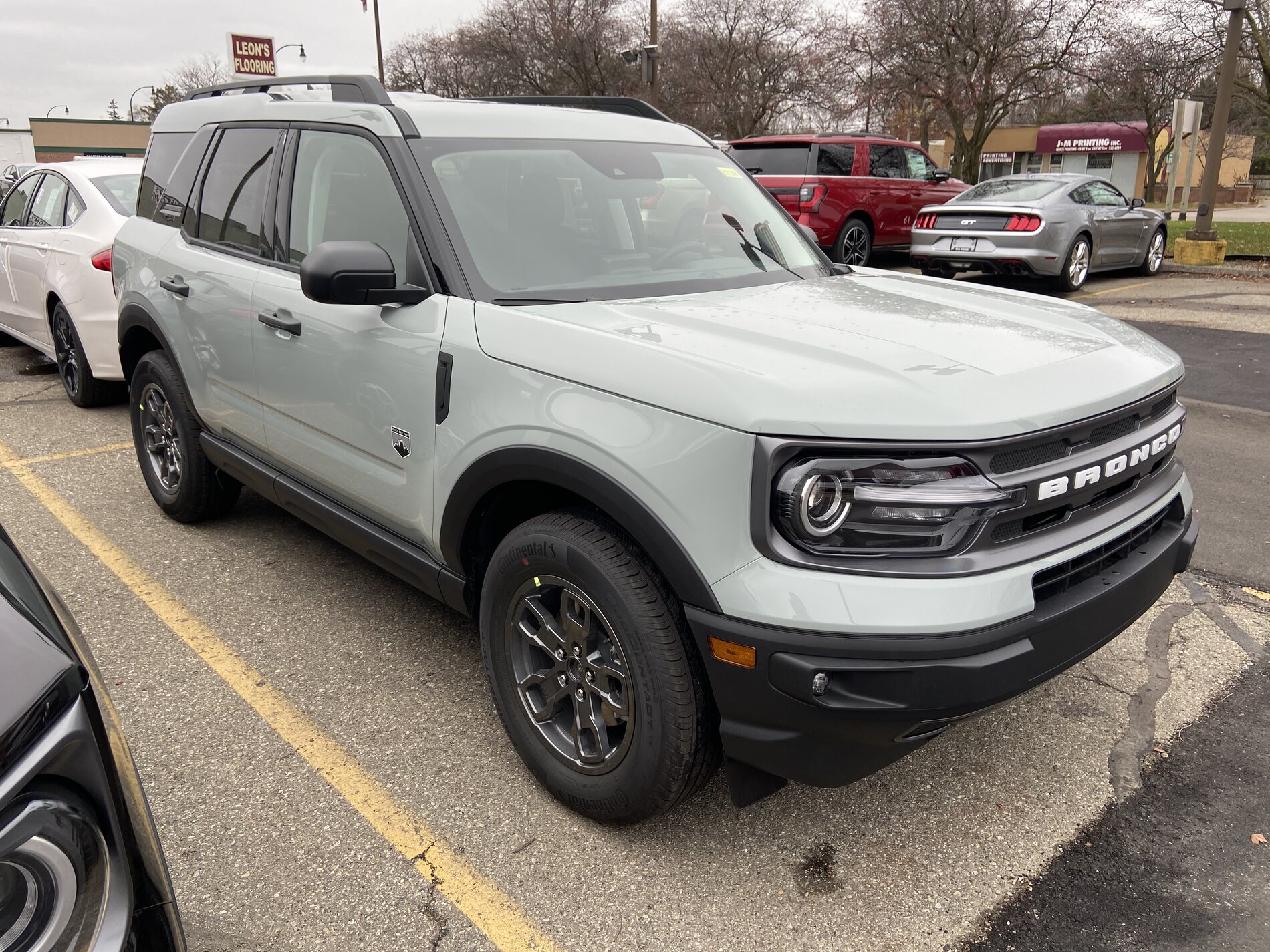 Ford Bronco CACTUS GRAY THREAD!!!! if you’re choosing cactus gray lemme know. I think it’s the best color available at the moment. BA756D87-9E12-4D8A-83E2-4DE1179D77B0