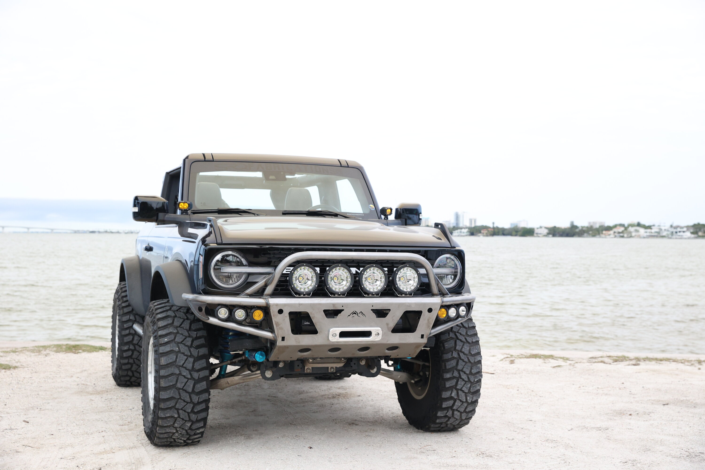 Ford Bronco SRQ Fabrications Front Hybrid Winch Bumper Beached Bronco 6