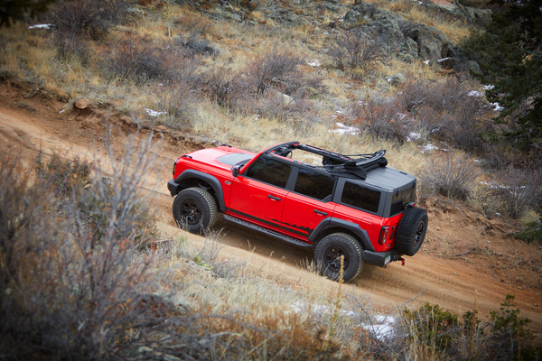 Ford Bronco Who's going? Bestop Johnny Park Trail 2676-600x400-bf06395