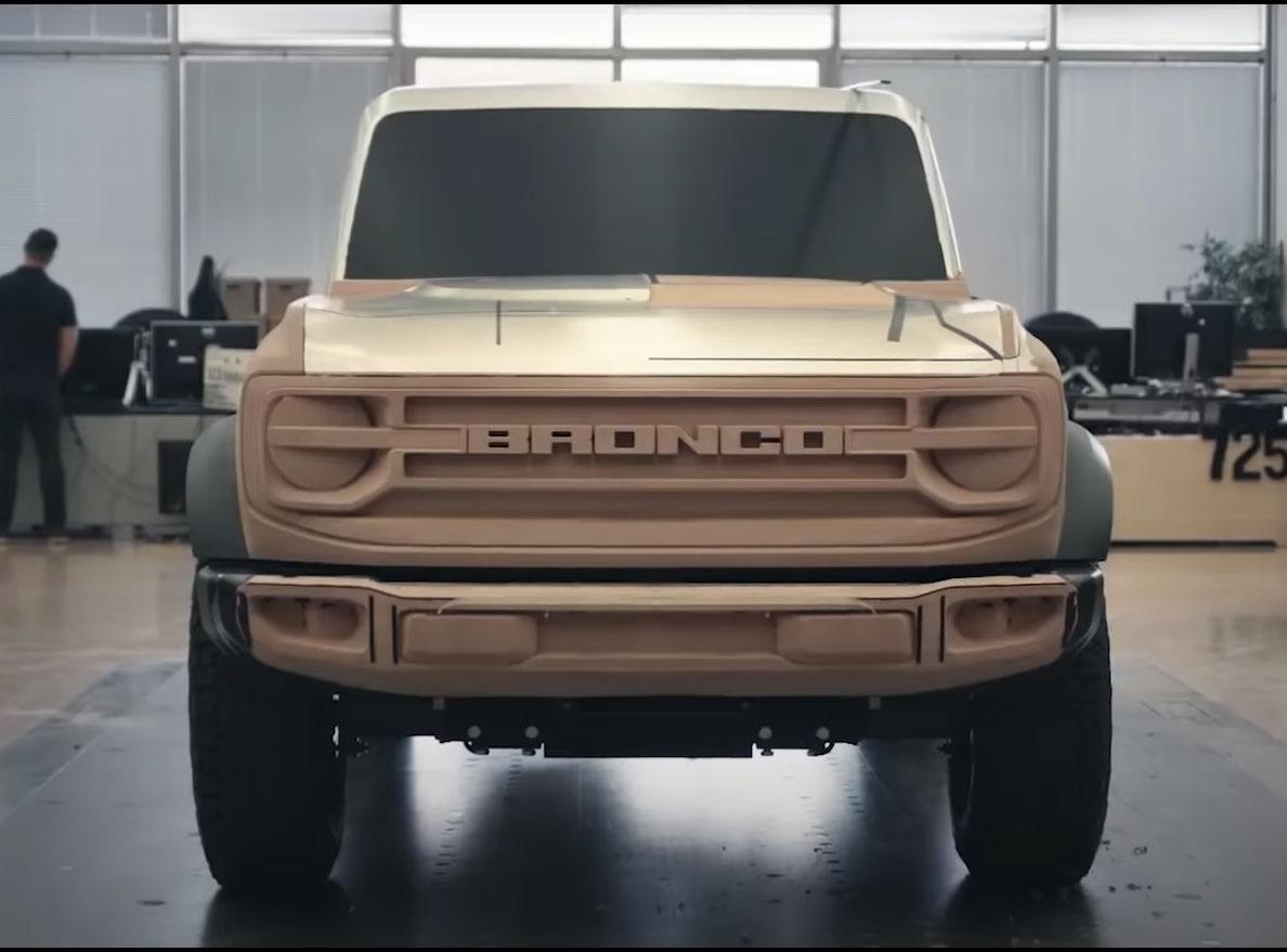 Ford Bronco Bronco Concept Clay Model Offers Look at Alternative Design Bronco-Concept
