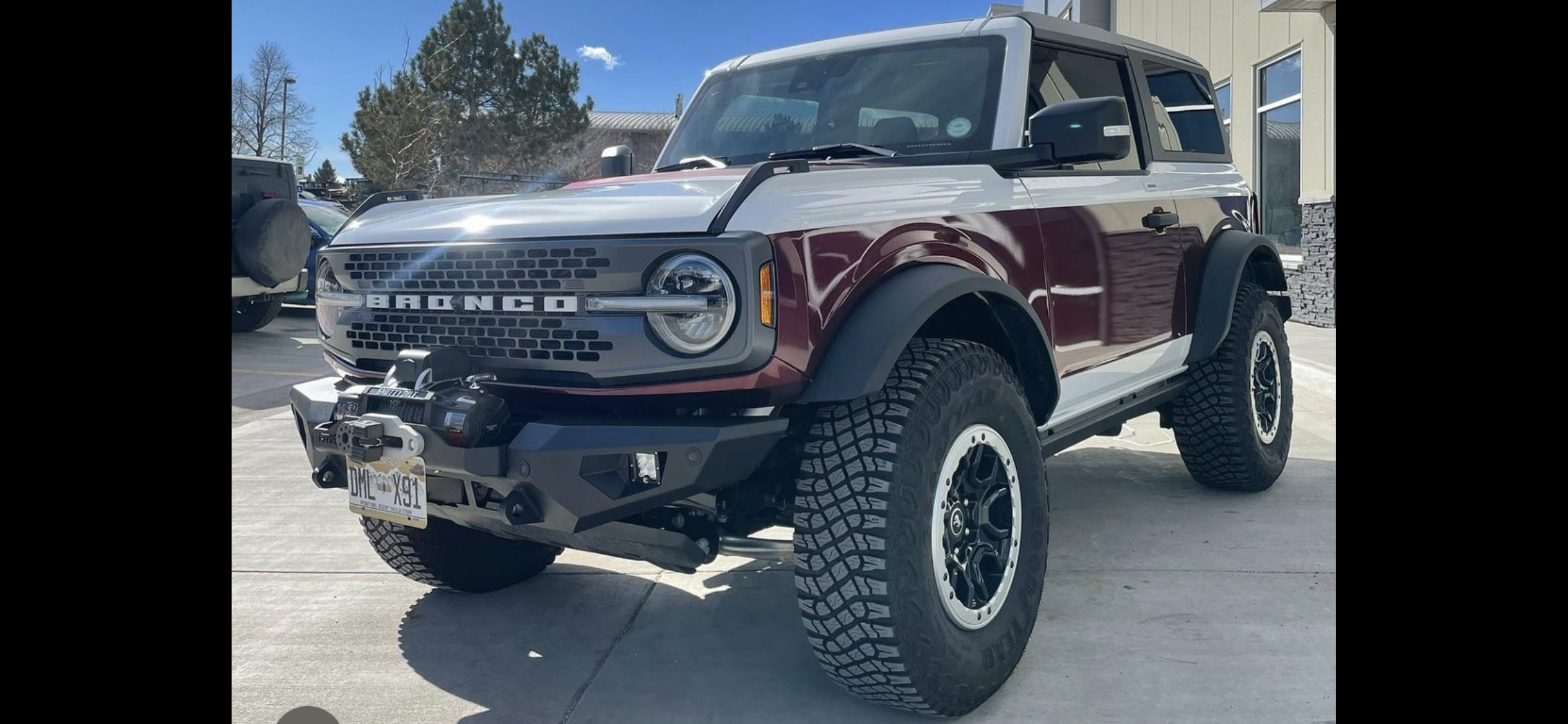 Ford Bronco OXFORD WHITE THREAD!!!! if you’re choosing Oxford White lemme know. I think it’s the best color available at the moment. Bronco wra