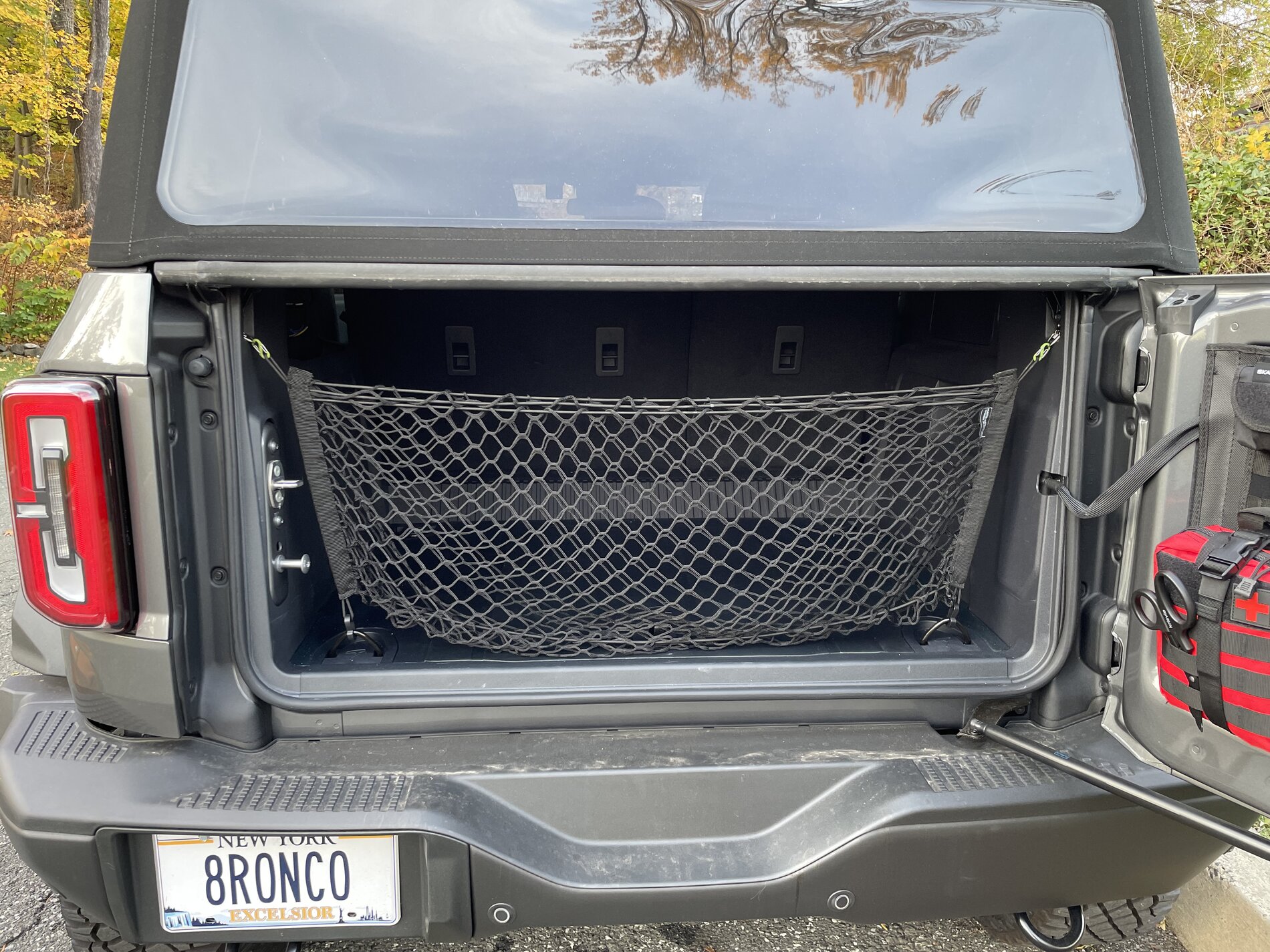 Ford Bronco Rear cargo net - Vertical orientation C2EA0366-022B-4B48-A1F0-A01F9074E75A