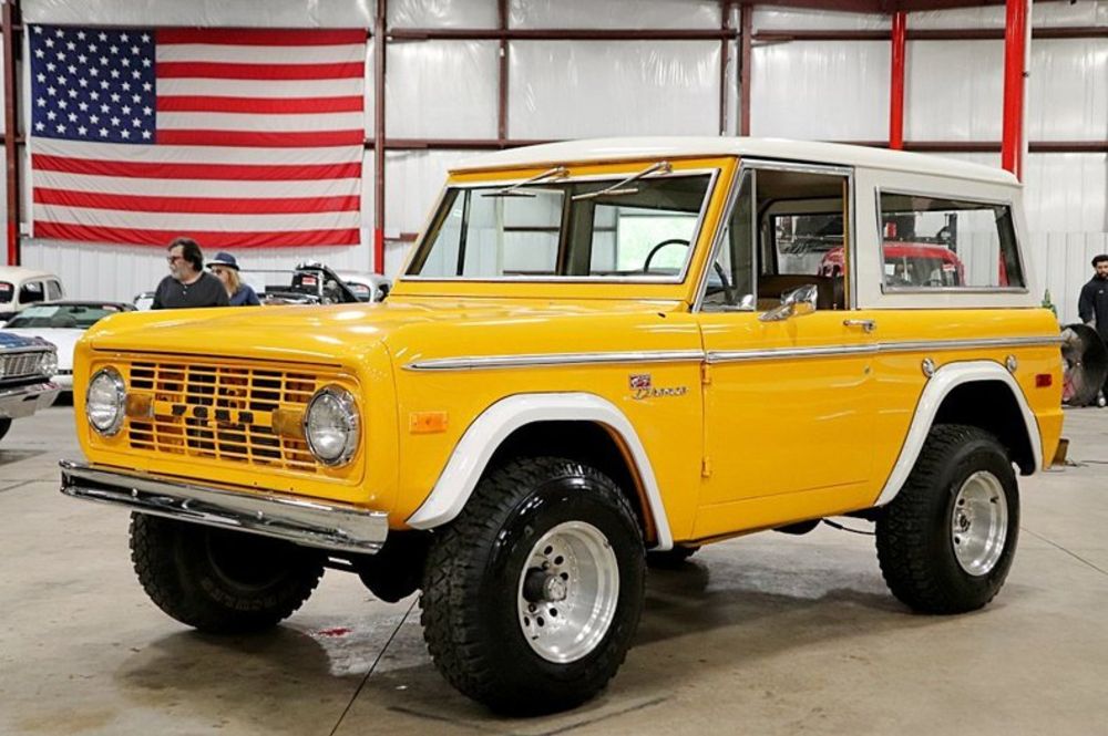 Ford Bronco Bronco colors: Then & Now Chrome yellow