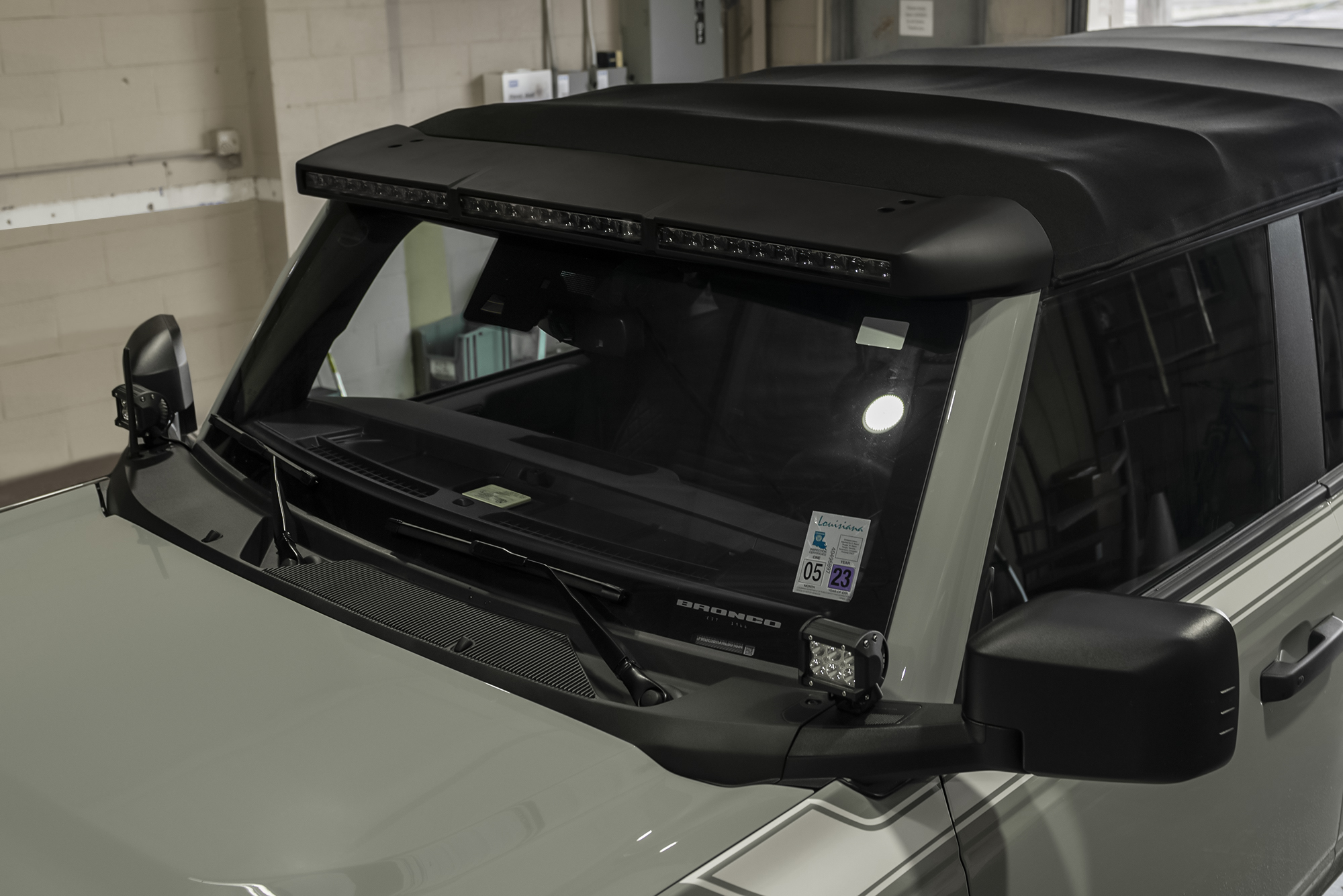Ford Bronco NOW AVALIABLE- ORACLE LIGHTING INTEGRATED WINDSHIELD ROOF LED LIGHT BAR SYSTEM FOR 2021+ FORD BRONCO DSC_0626 copy