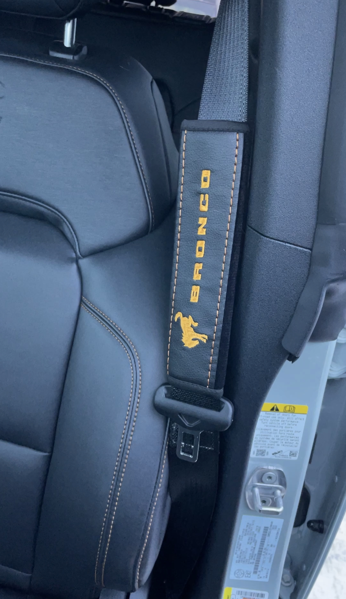 Ford Bronco Custom seatbelt sleeves to match the Badlands interior. F31619C5-B751-44CC-8292-4FDEA84502D7