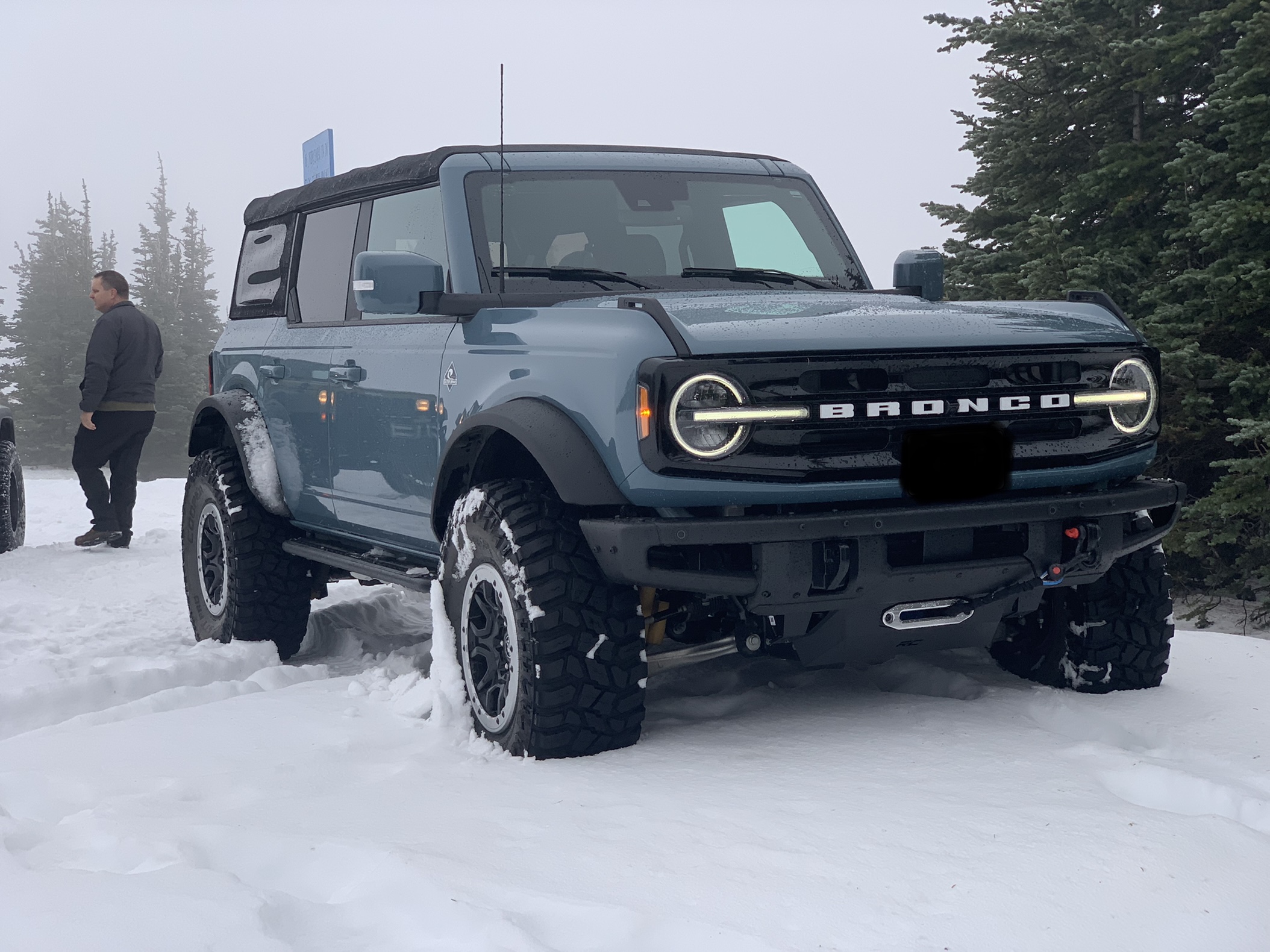 Ford Bronco Show us your Bronco snow pics!! ☃️❄️🥶 FB77891C-827F-4BCA-B3E4-3A27A838A8AB