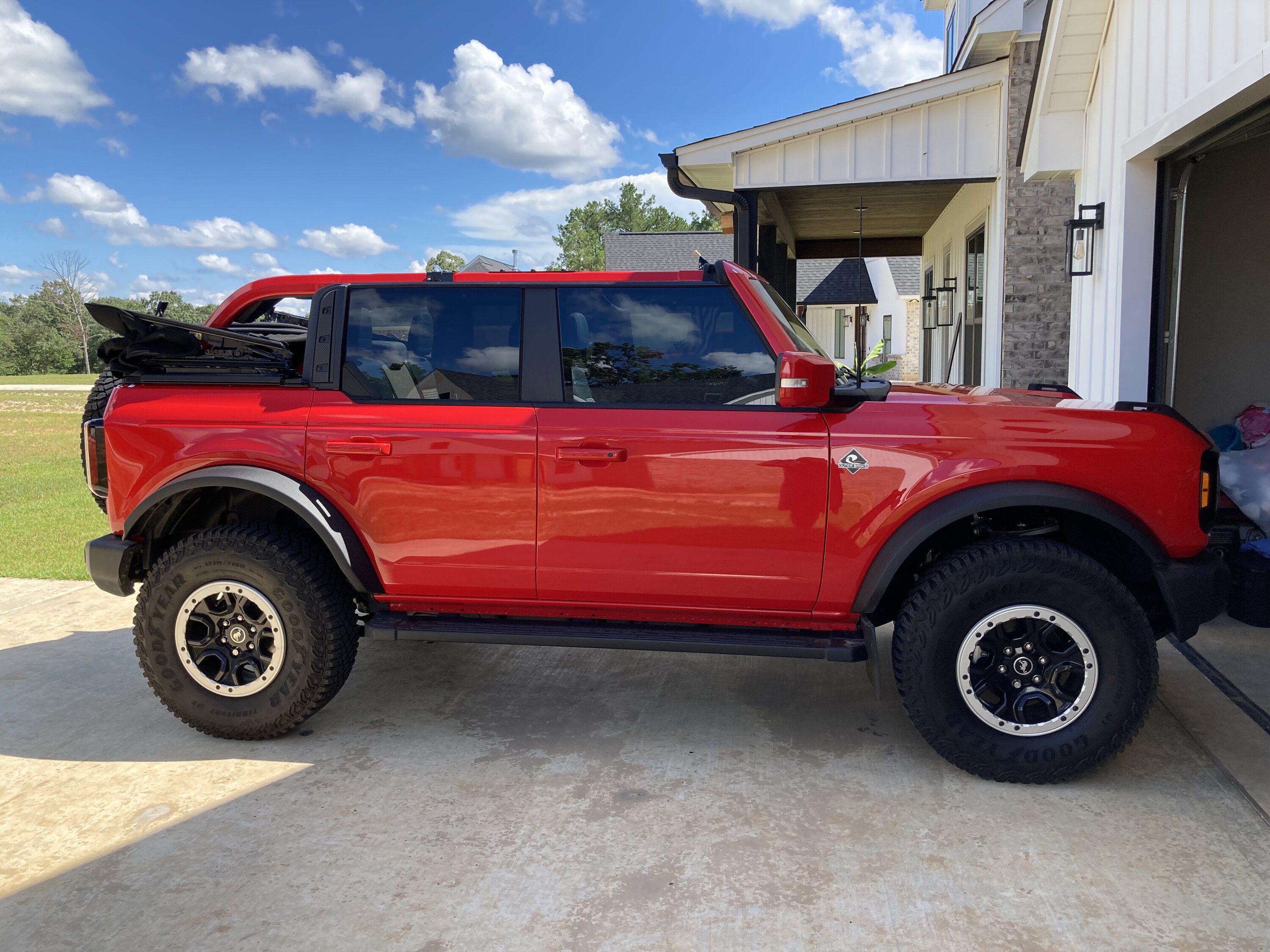Ford Bronco Tint reference gallery -- post your Bronco pics & specs 📸 😎 FE8DBF36-4733-46DF-A0A5-9D9124B9FE22