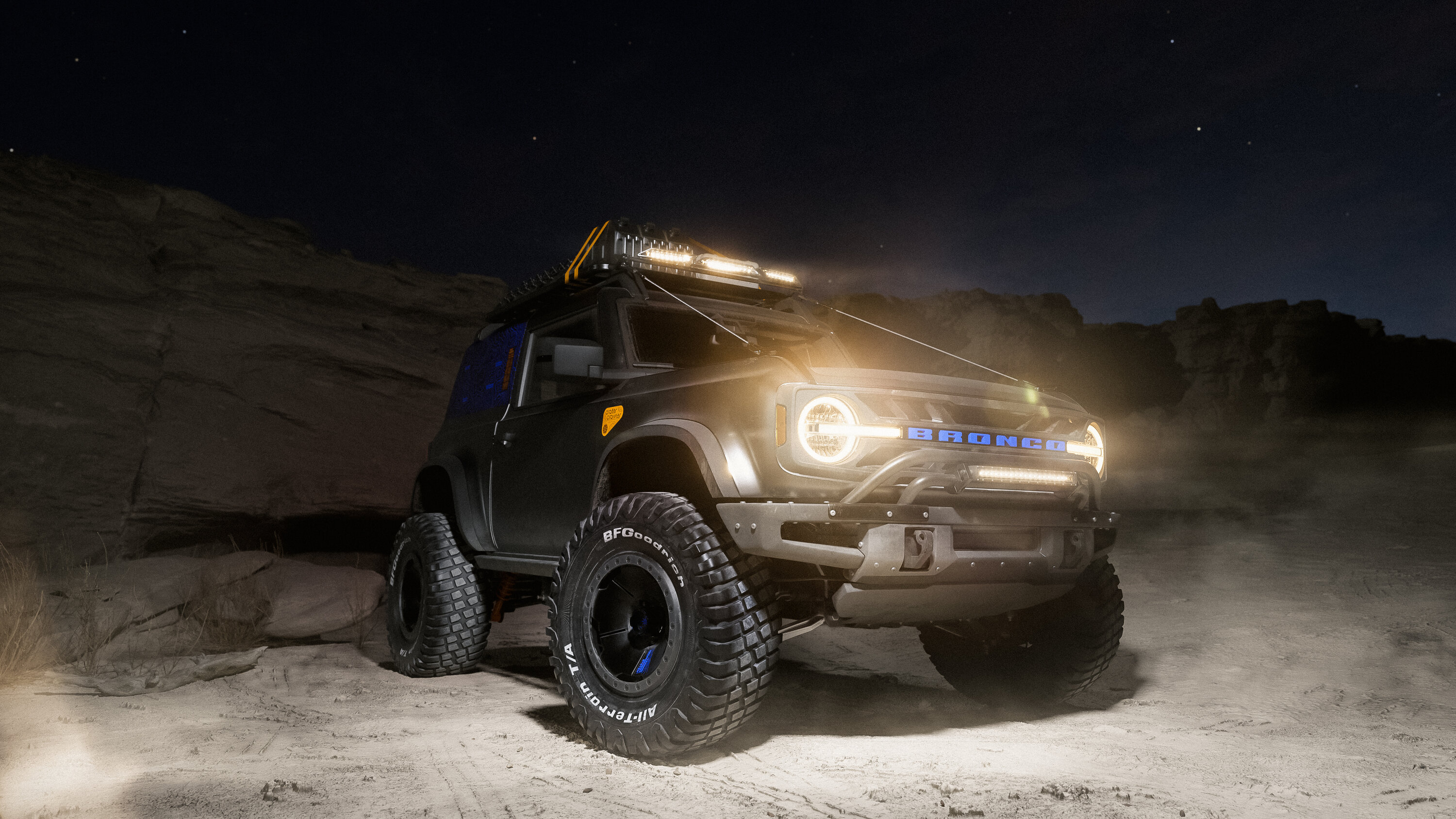 Ford Bronco Crater Crawler - Our Modified Custom Edition Ford_Bronco_environment_-_005_-_cam_3_night_Cam_-_3_POST